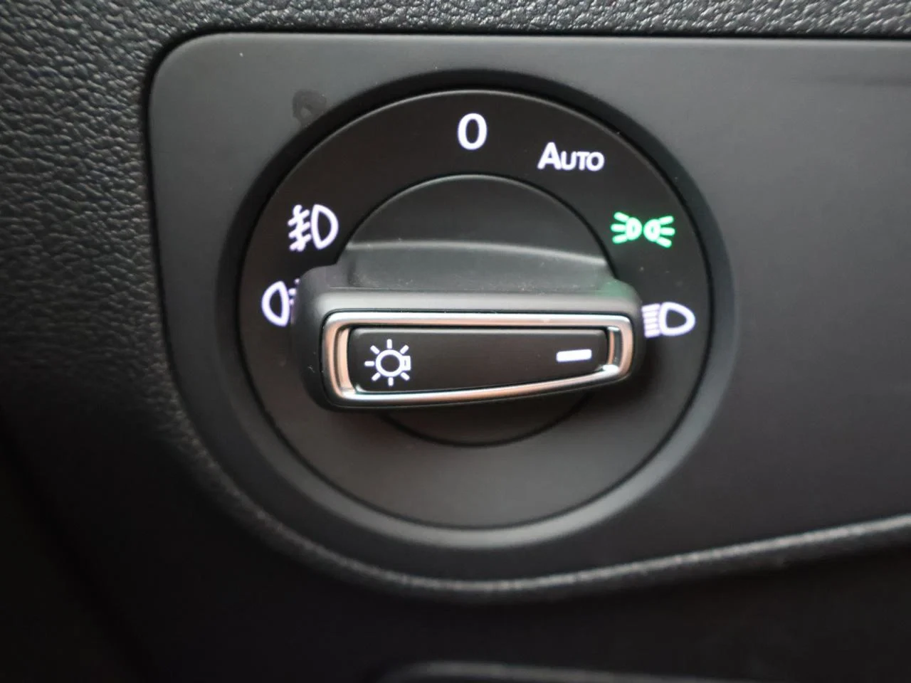 Volkswagen Tiguan Tiguan 1.4TSI 150PK *PANODAK*TREKHAAK*LEDER*PDC*ACC*NAVI*APP-CONNECT*MEMORY SEATS*...*