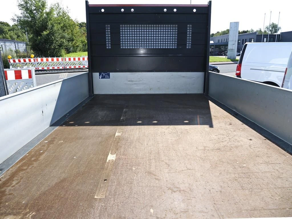 Mercedes-Benz-Sprinter 317-image-13