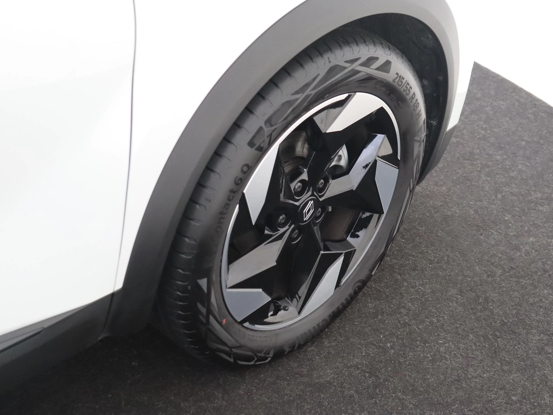 Renault-Captur-image-10