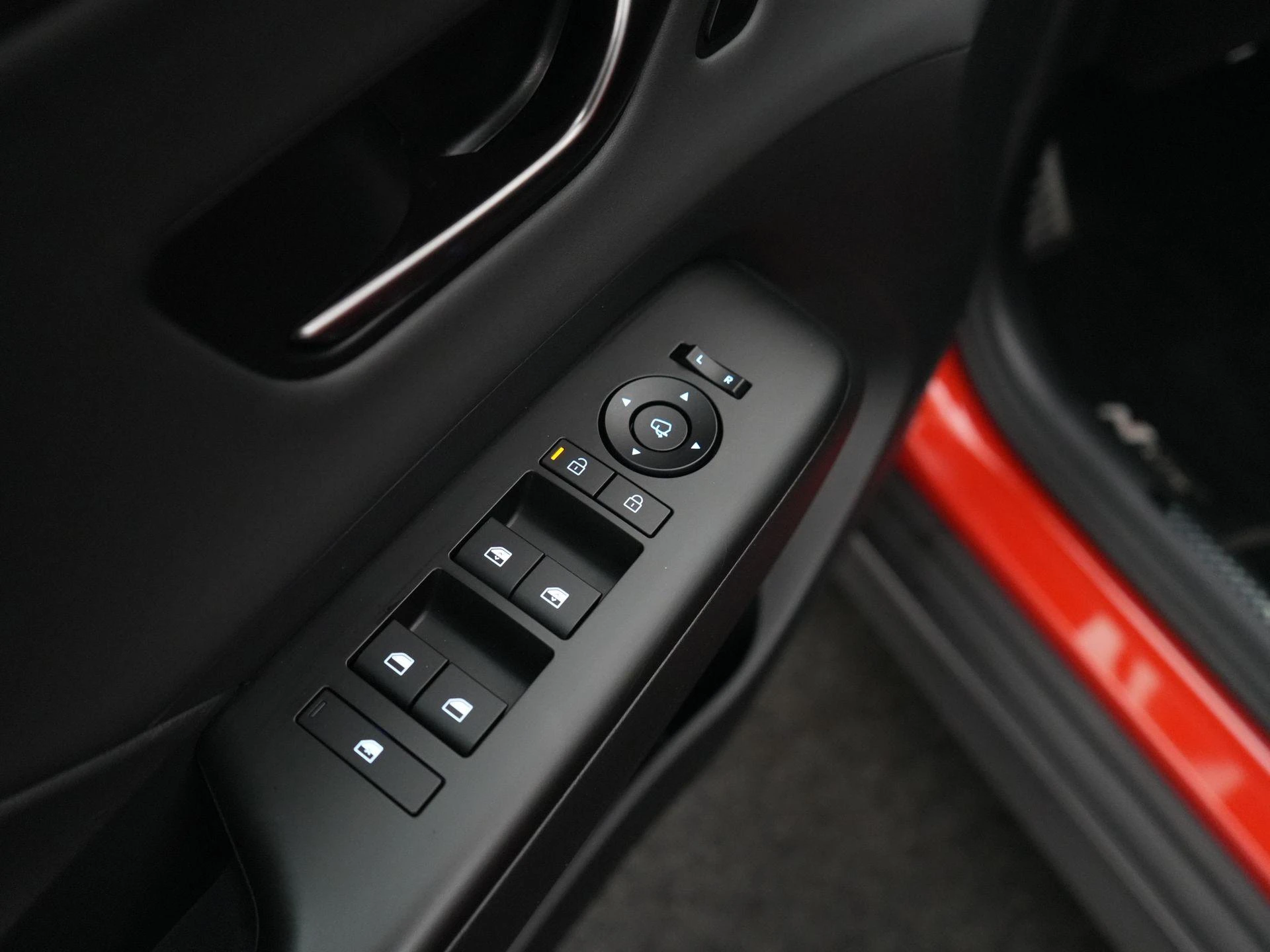 Hyundai-Kona-image-39