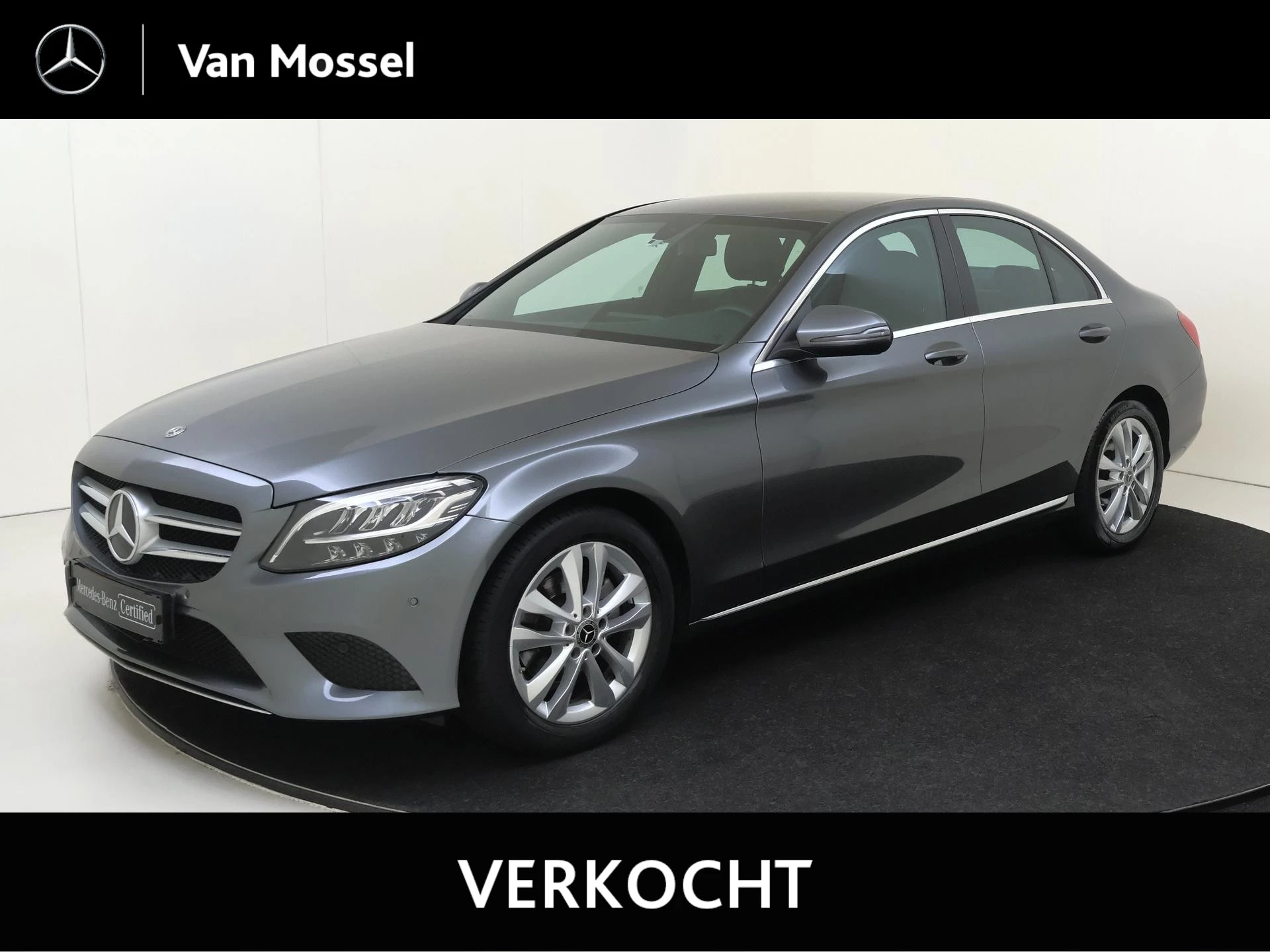 Mercedes-Benz-C-Klasse-image-0