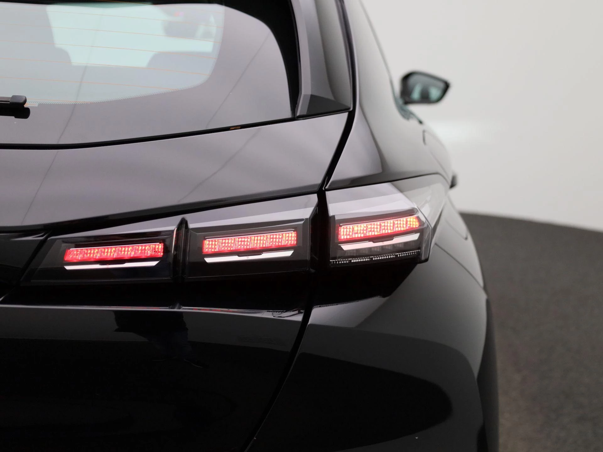 Peugeot-308-image-32