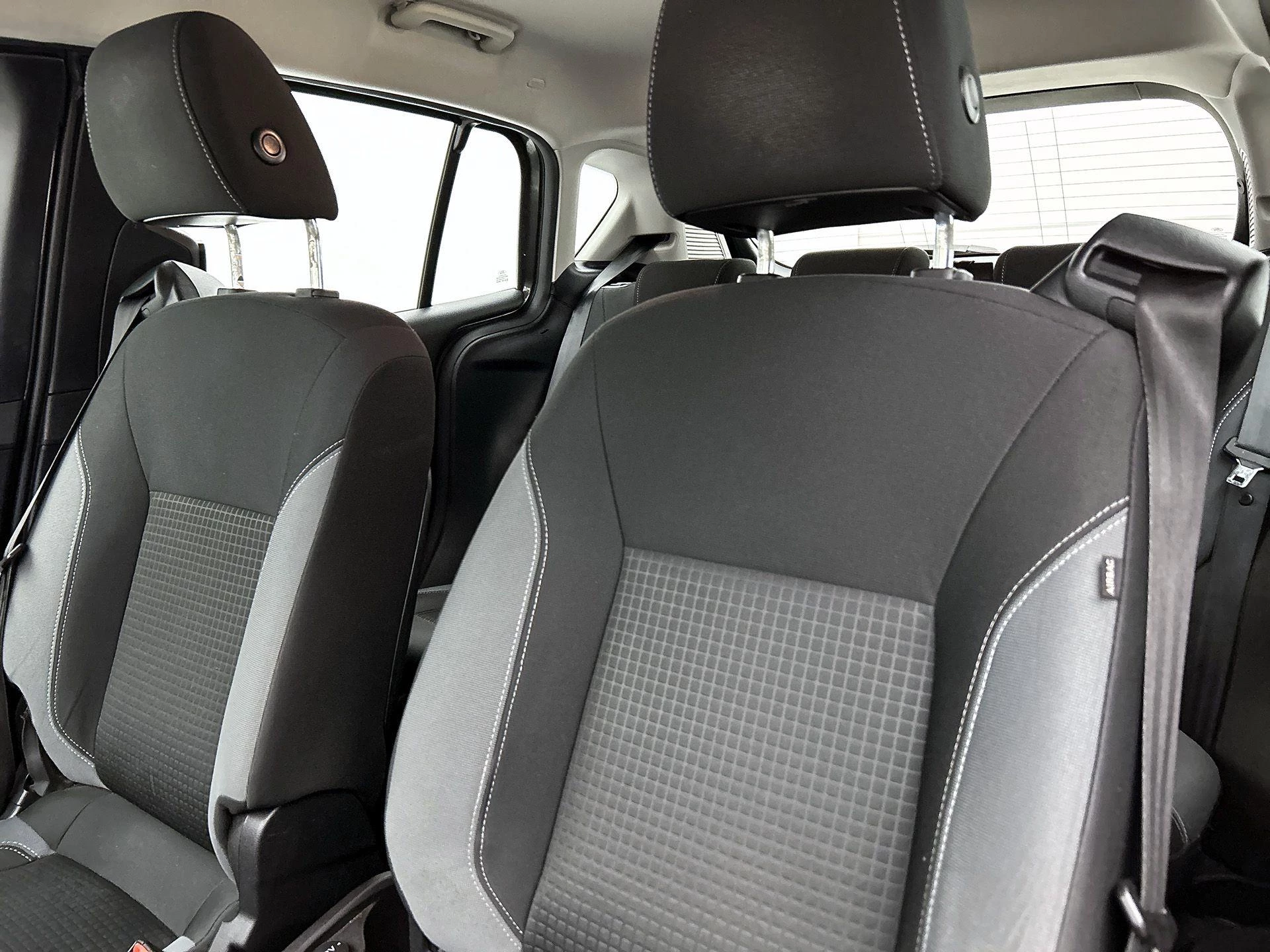 Ford-B-MAX-image-16