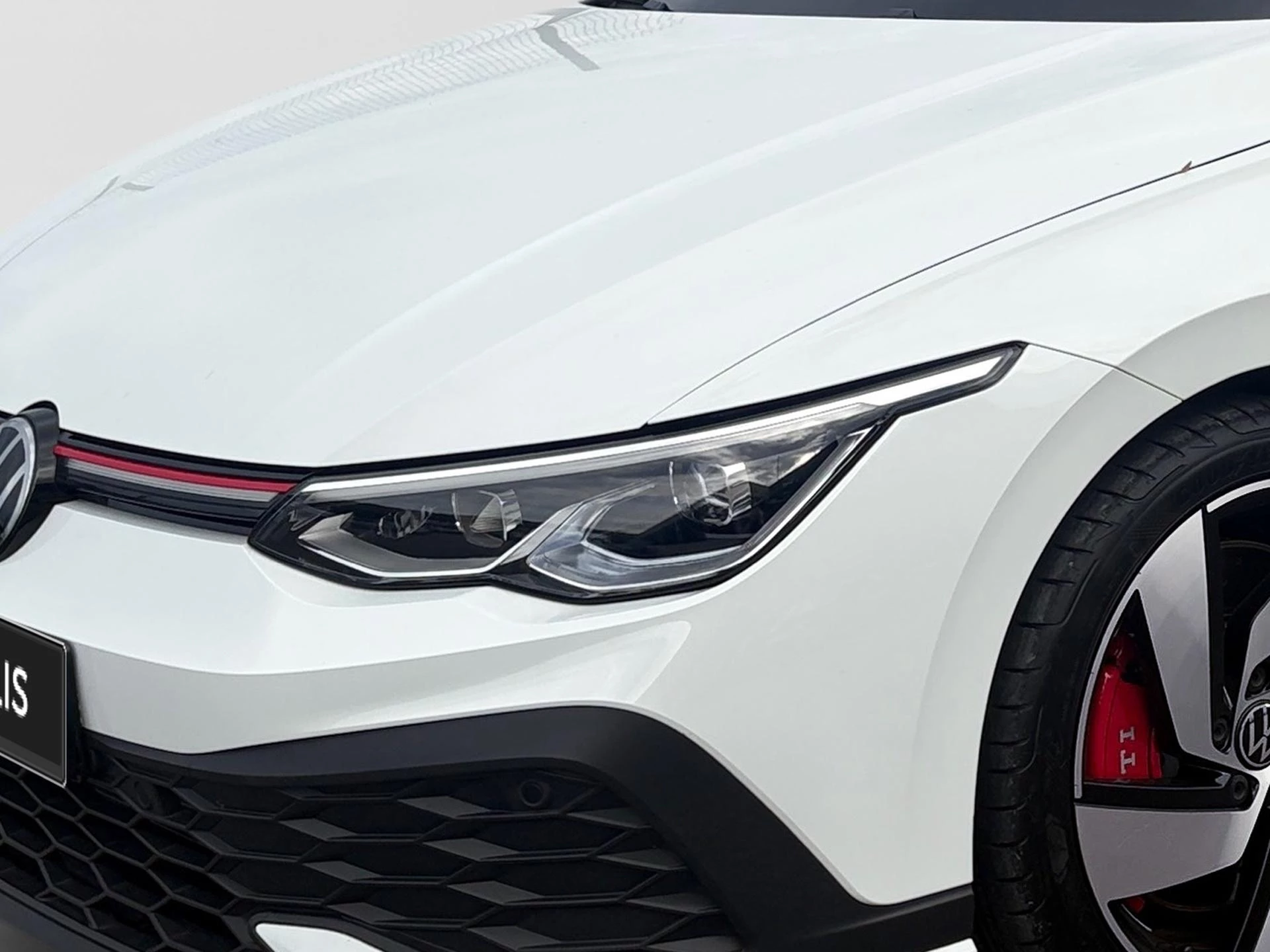 Volkswagen-Golf-image-20