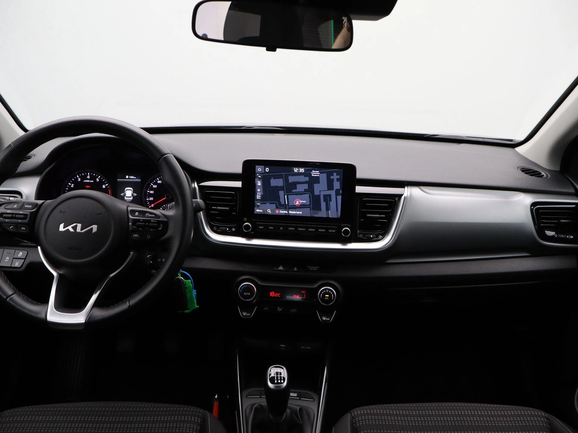 Kia-Stonic-image-32