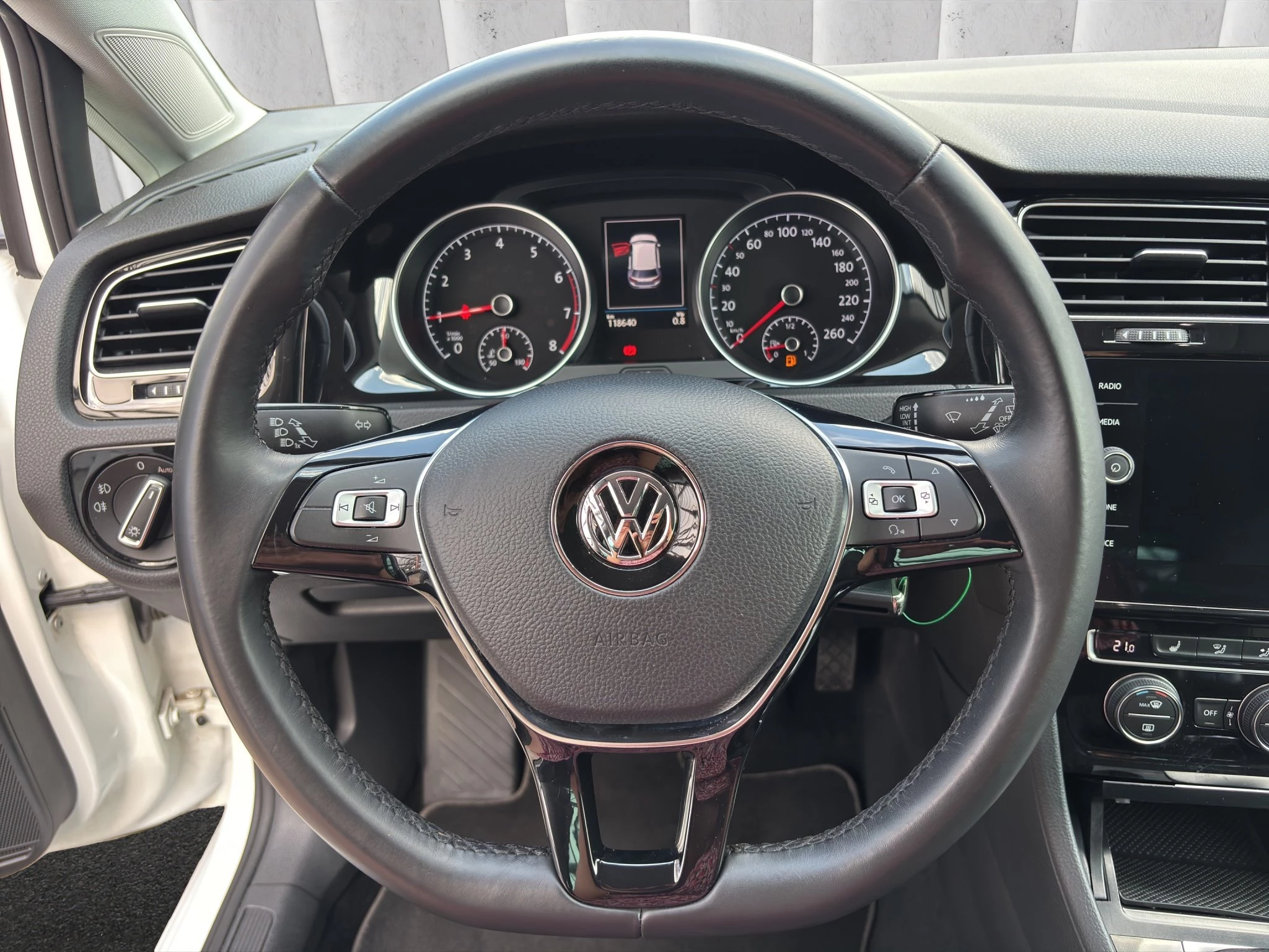 Volkswagen Golf VII 1.4 TSI BMT Highline