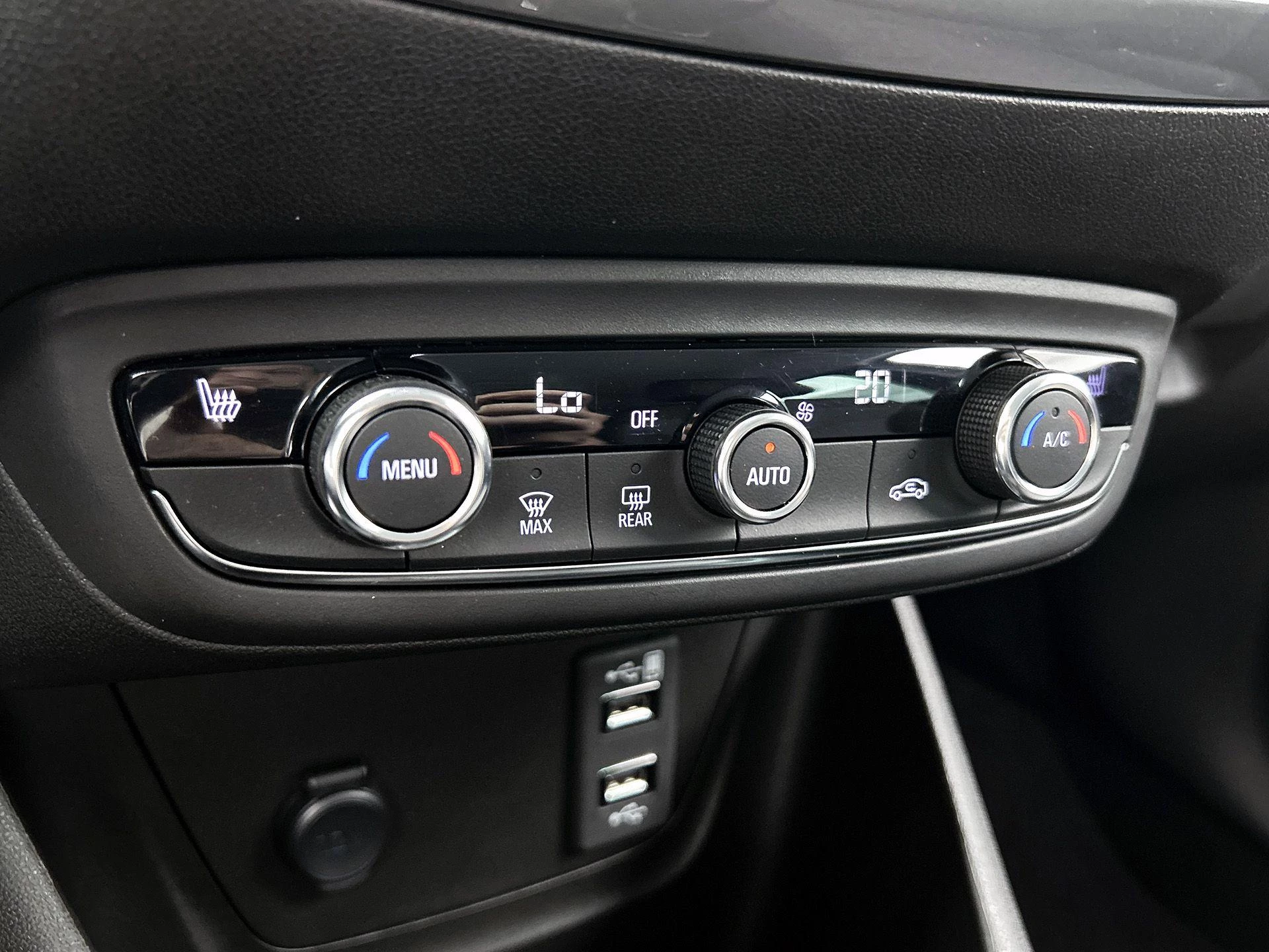 Opel-Crossland-image-17