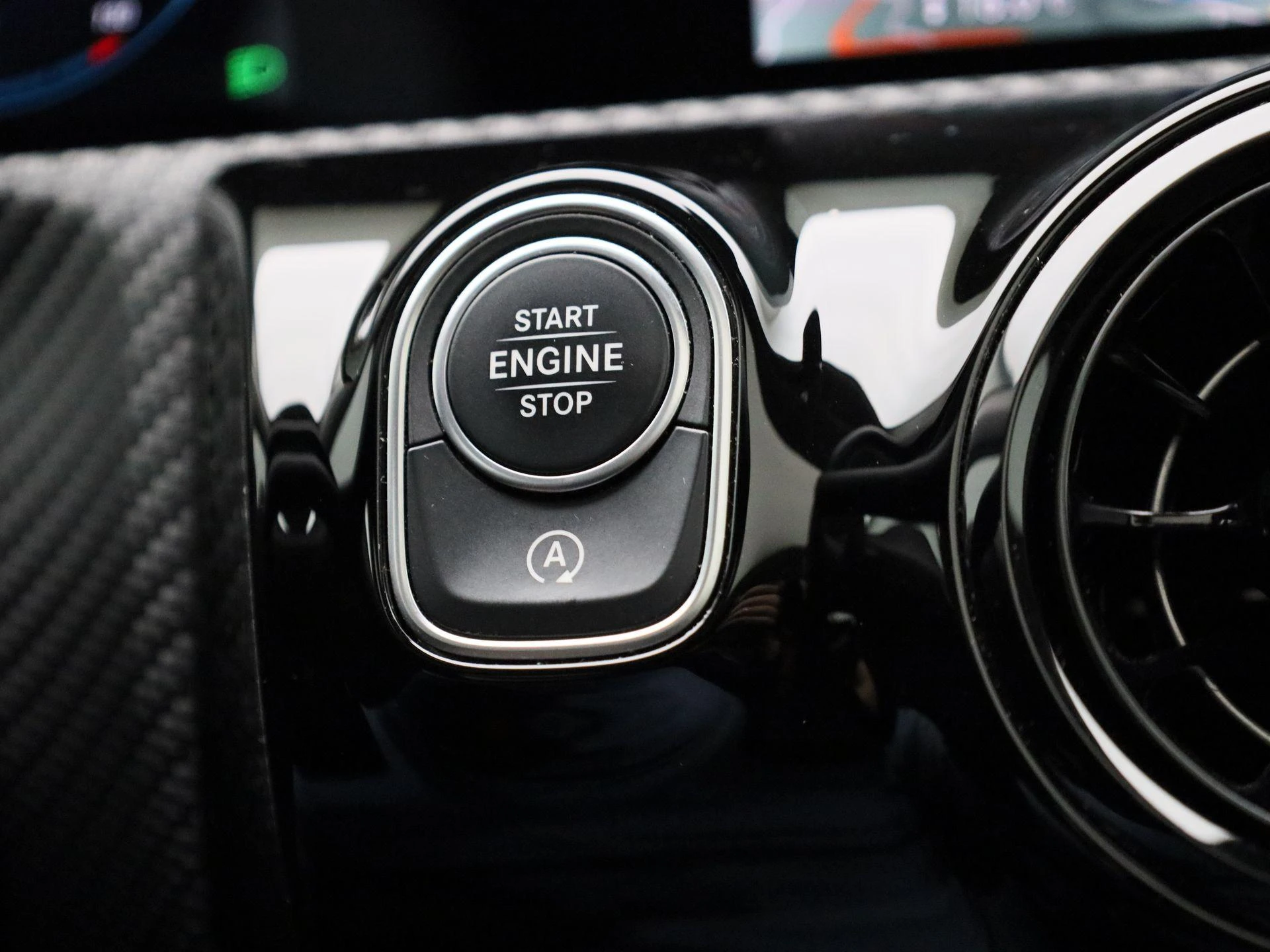 Mercedes-Benz-A-Klasse-image-19