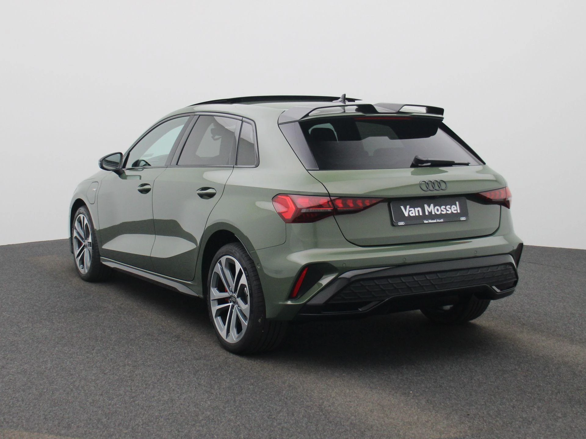 Audi A3 Sportback 45 TFSI e S edition Competition 272 PK