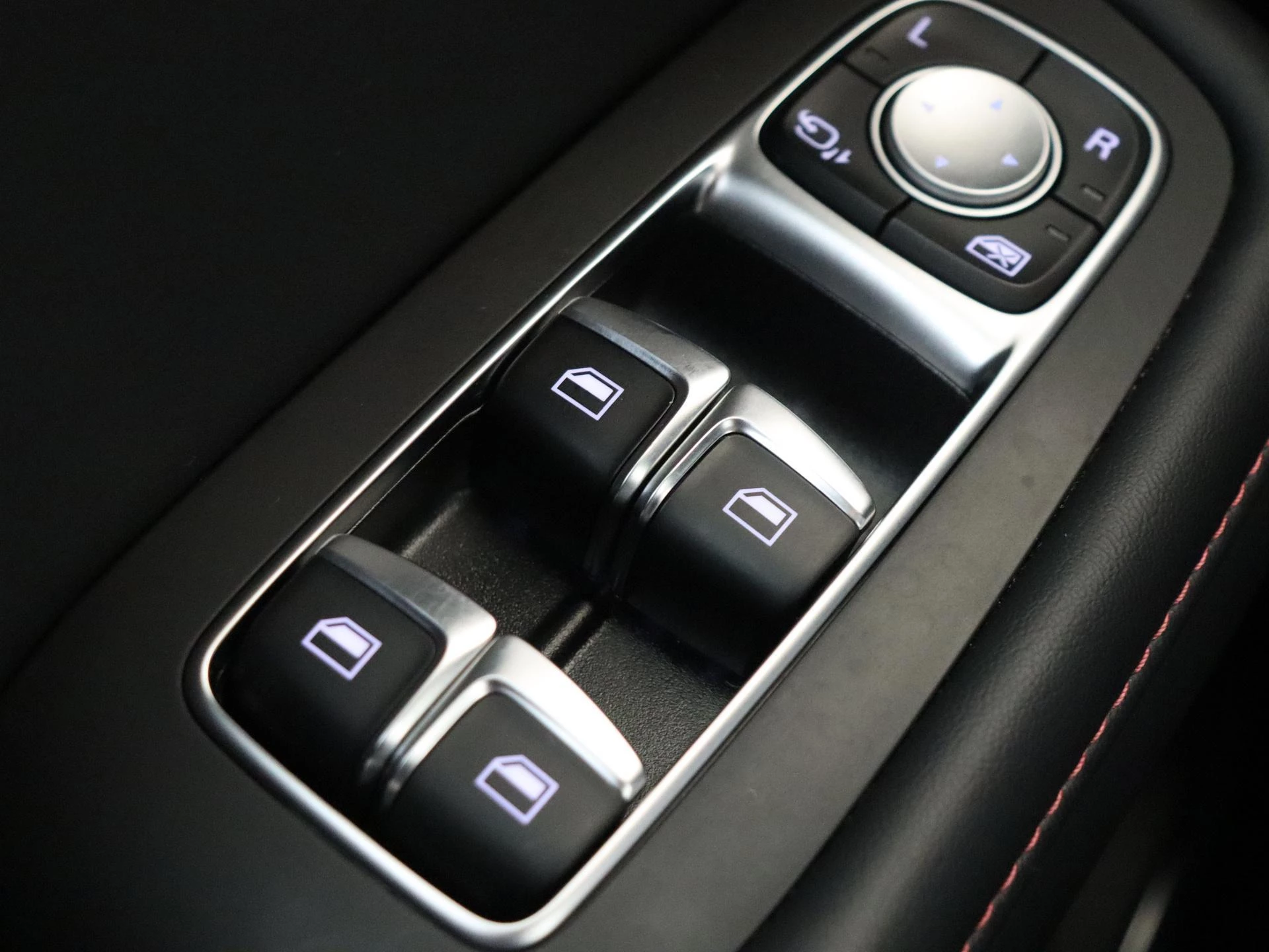 MG EHS 1.5 TGDI Luxury