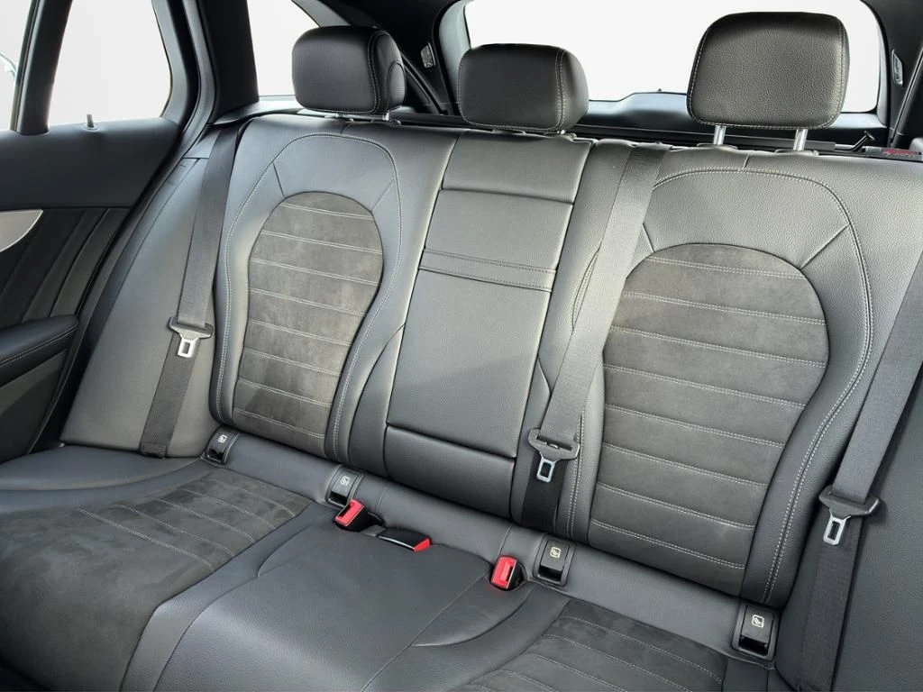 Mercedes-Benz-C-Klasse 300 de-image-19
