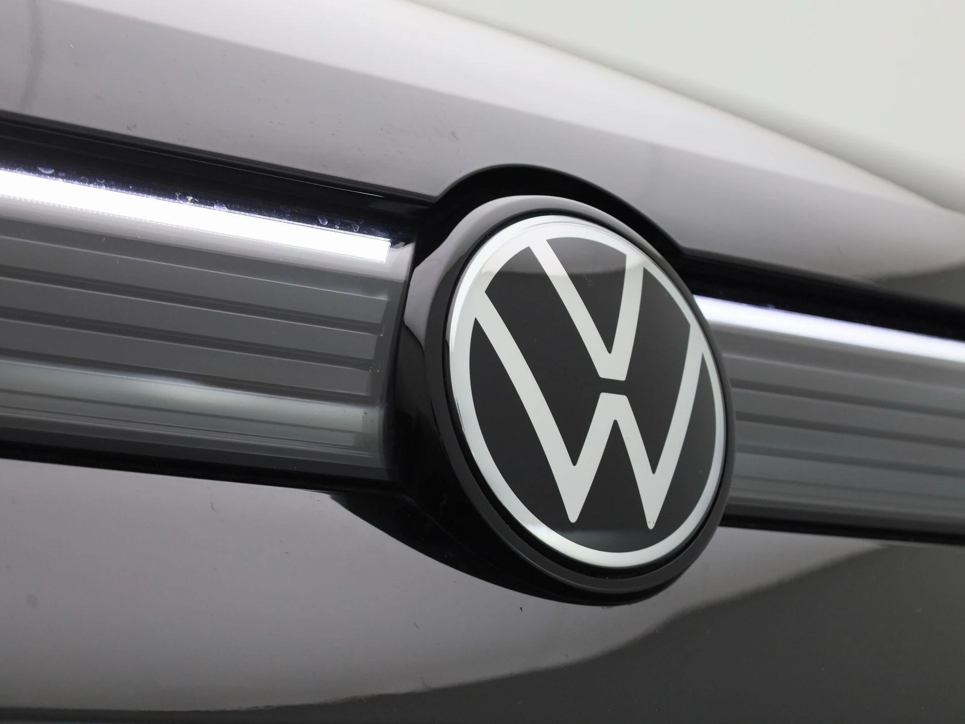 Volkswagen-Tiguan-image-48