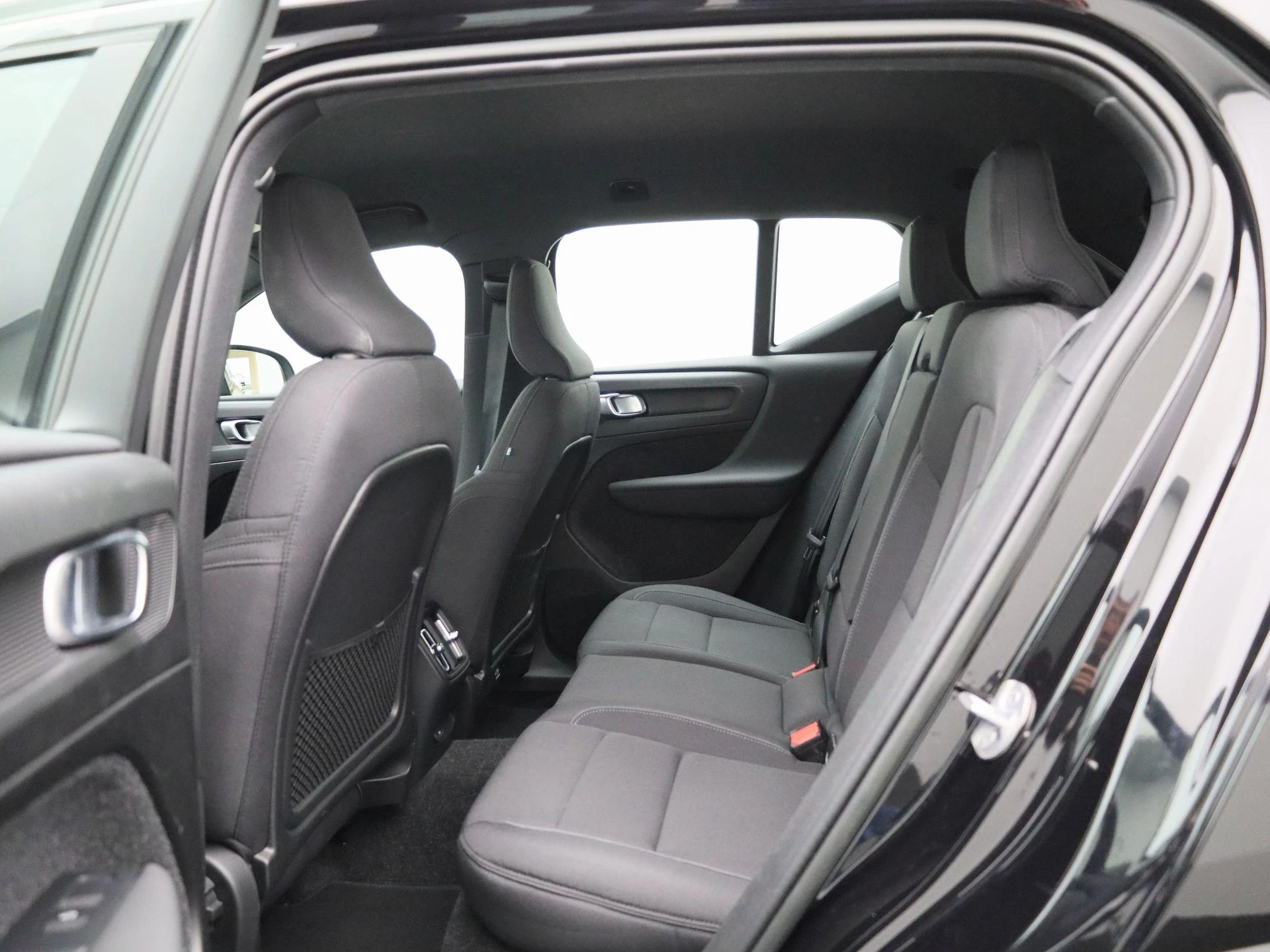 Volvo-XC40-image-9