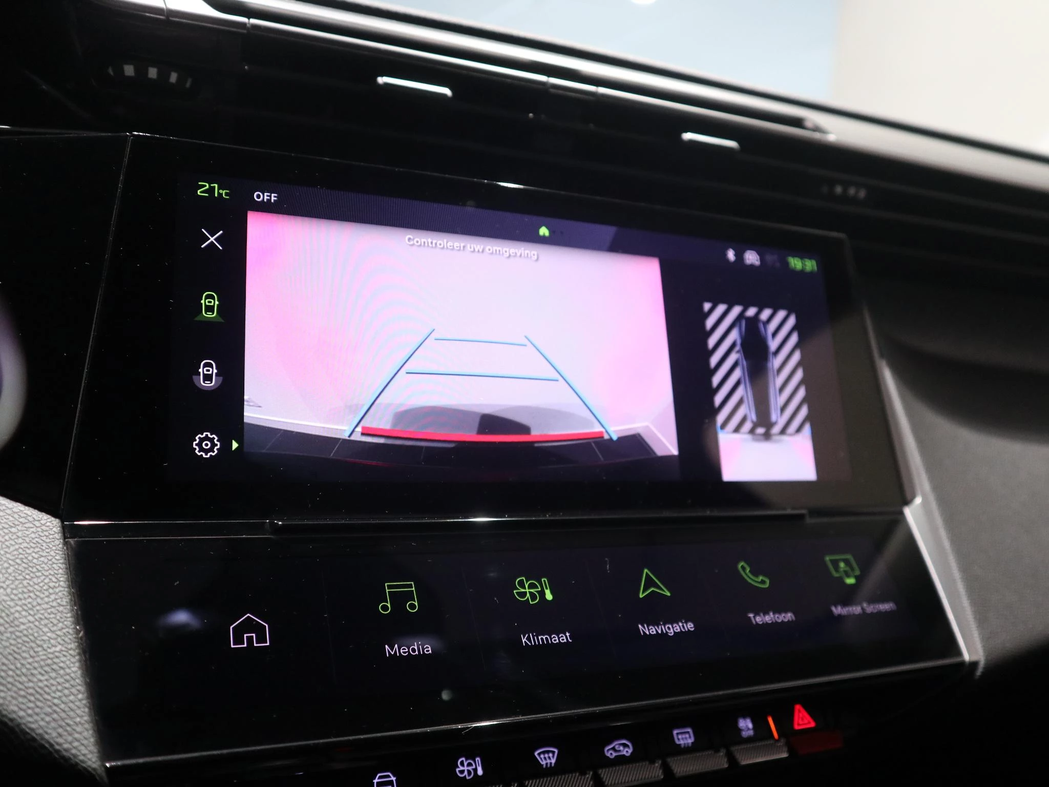 Peugeot-308-image-13