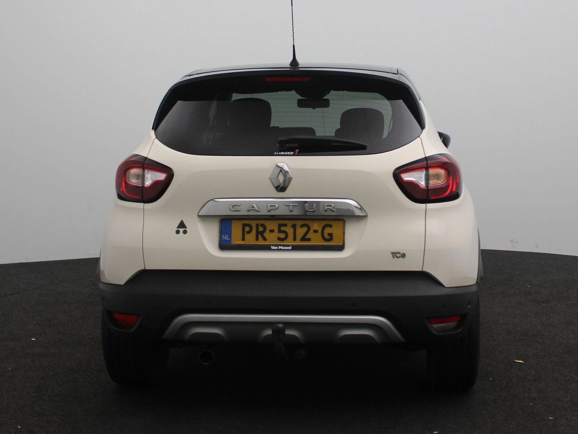 Renault-Captur-image-4