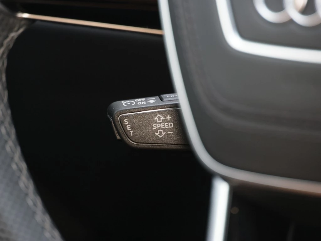 Audi S8 4.0 TFSI quattro triptronic
