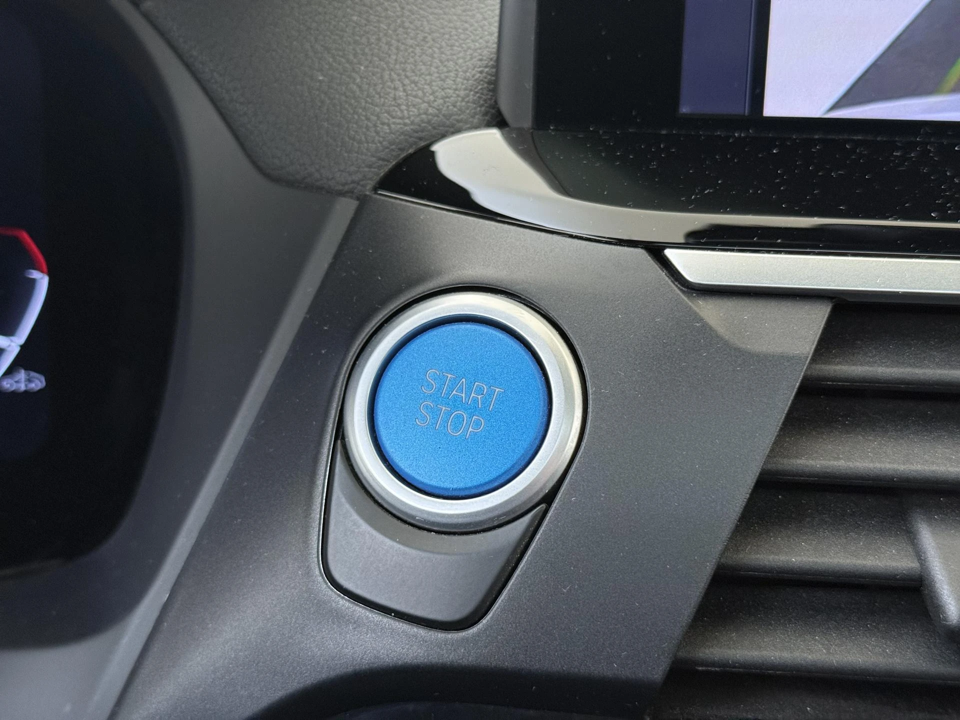 BMW-iX3-image-21