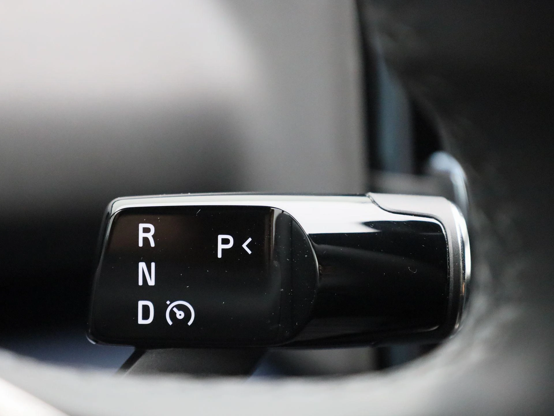Volvo-EX30-image-24
