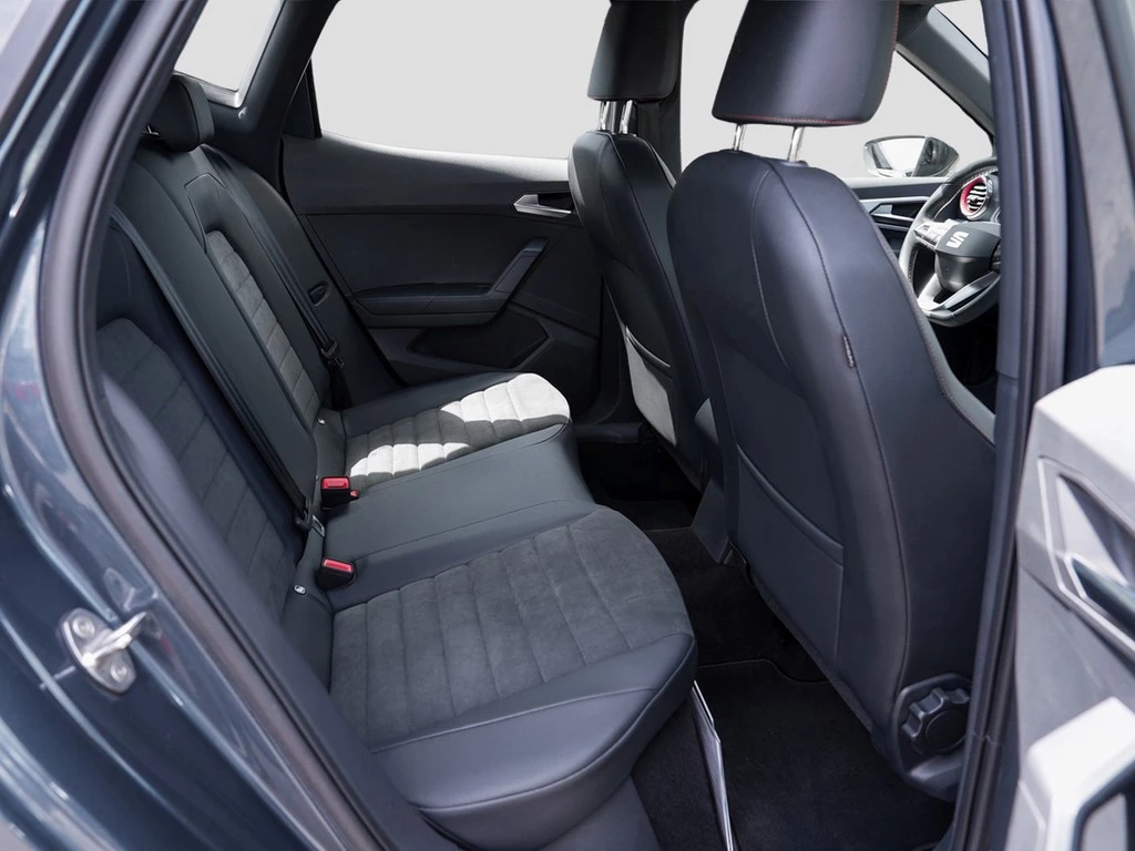 SEAT Arona 1,0 TSI FR,LED,ALU 18",Kamera,Navi Sitzheizung,ACC