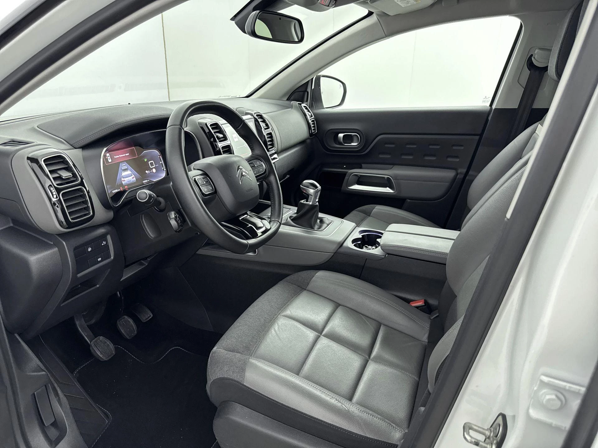 Citroën-C5 Aircross-image-16