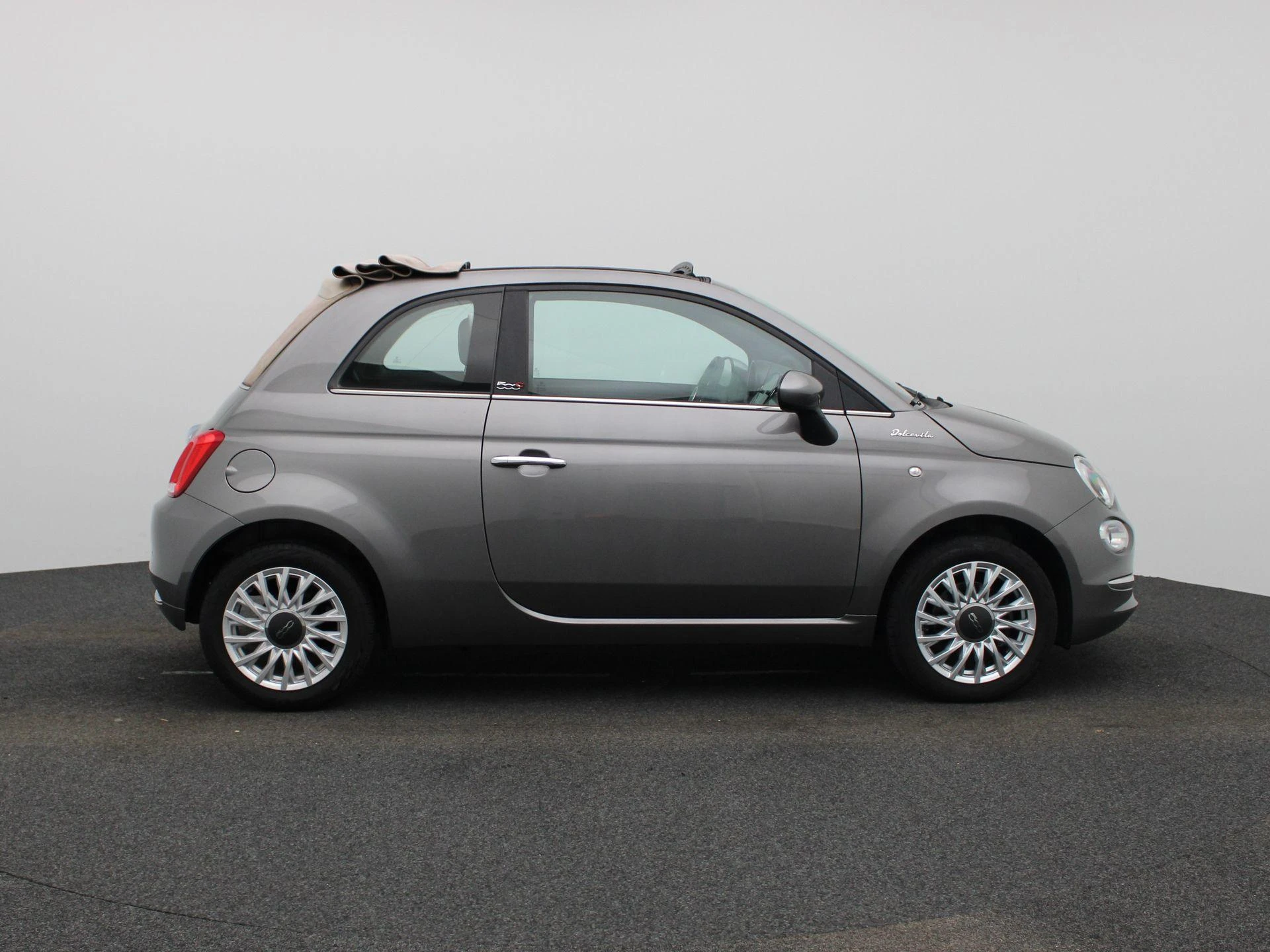 Fiat-500C-image-5