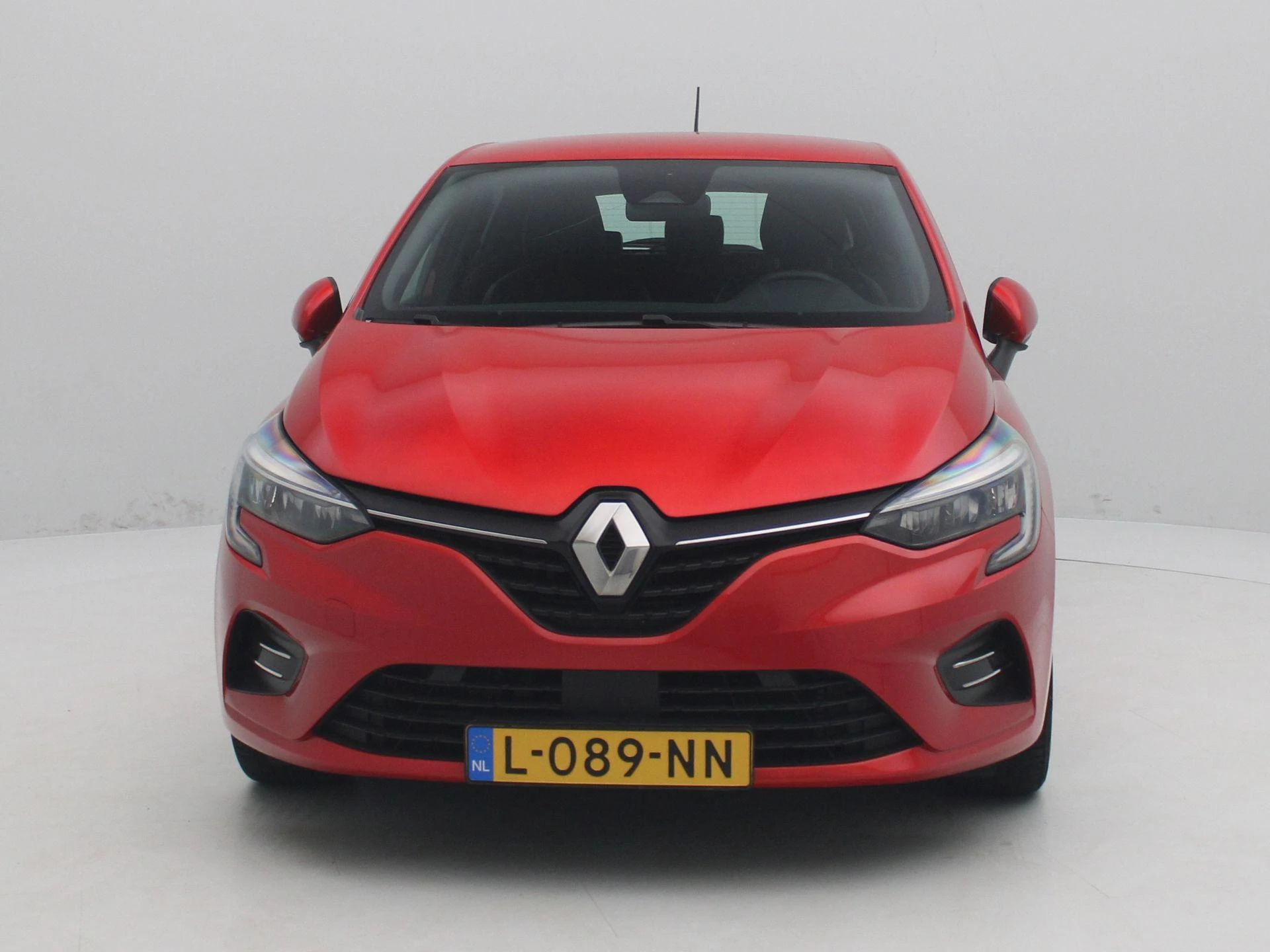 Renault-Clio-image-2