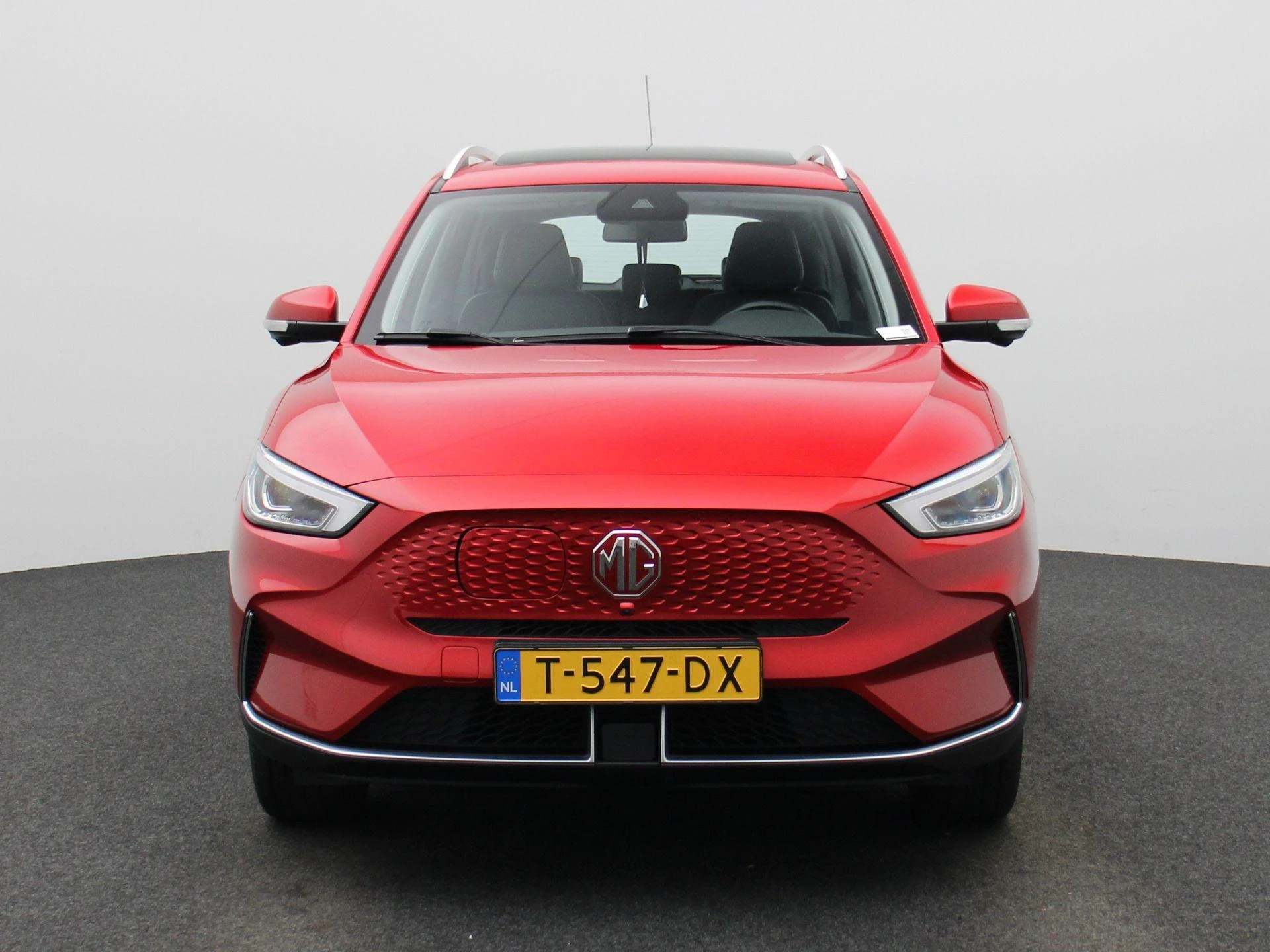 MG-ZS EV-image-2