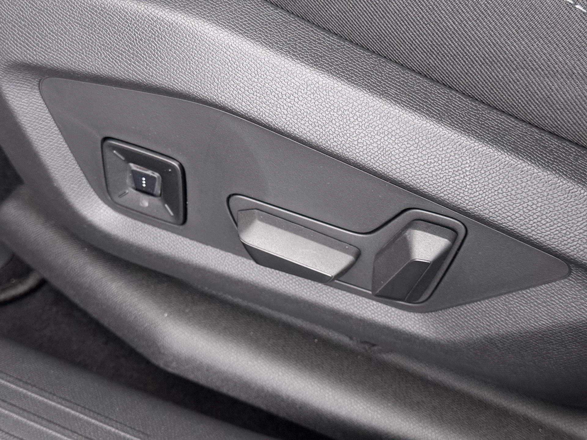 Opel-Grandland-image-14