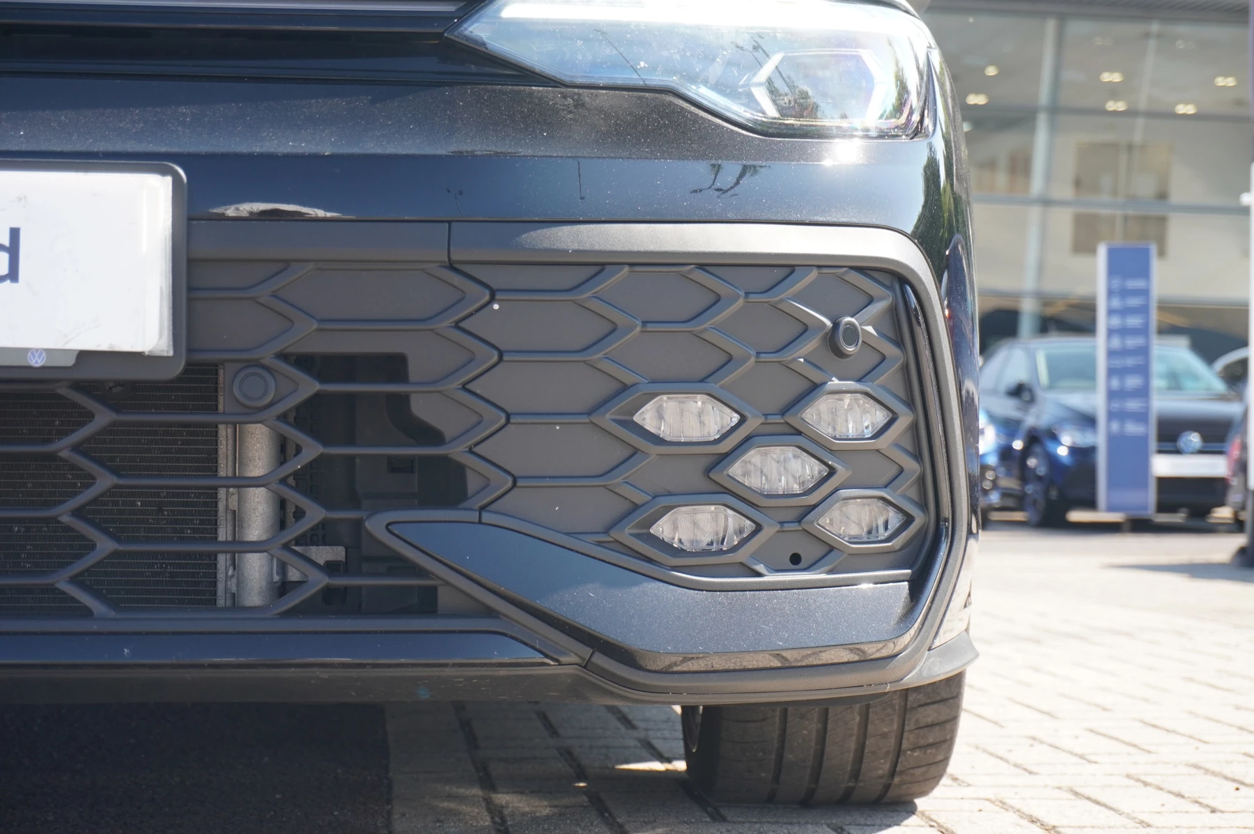 Volkswagen-Golf-image-44