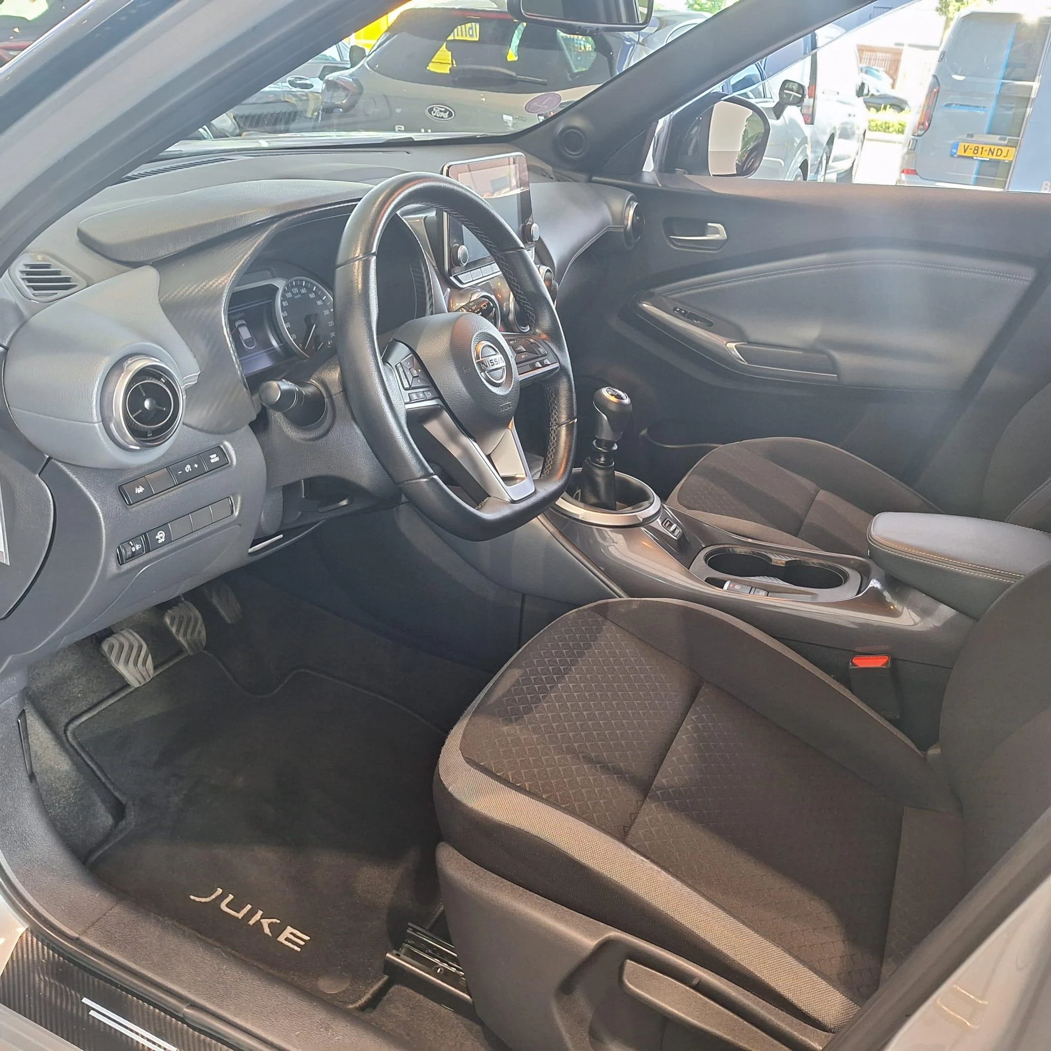 Nissan Juke 1.0 DIG-T N-Connecta