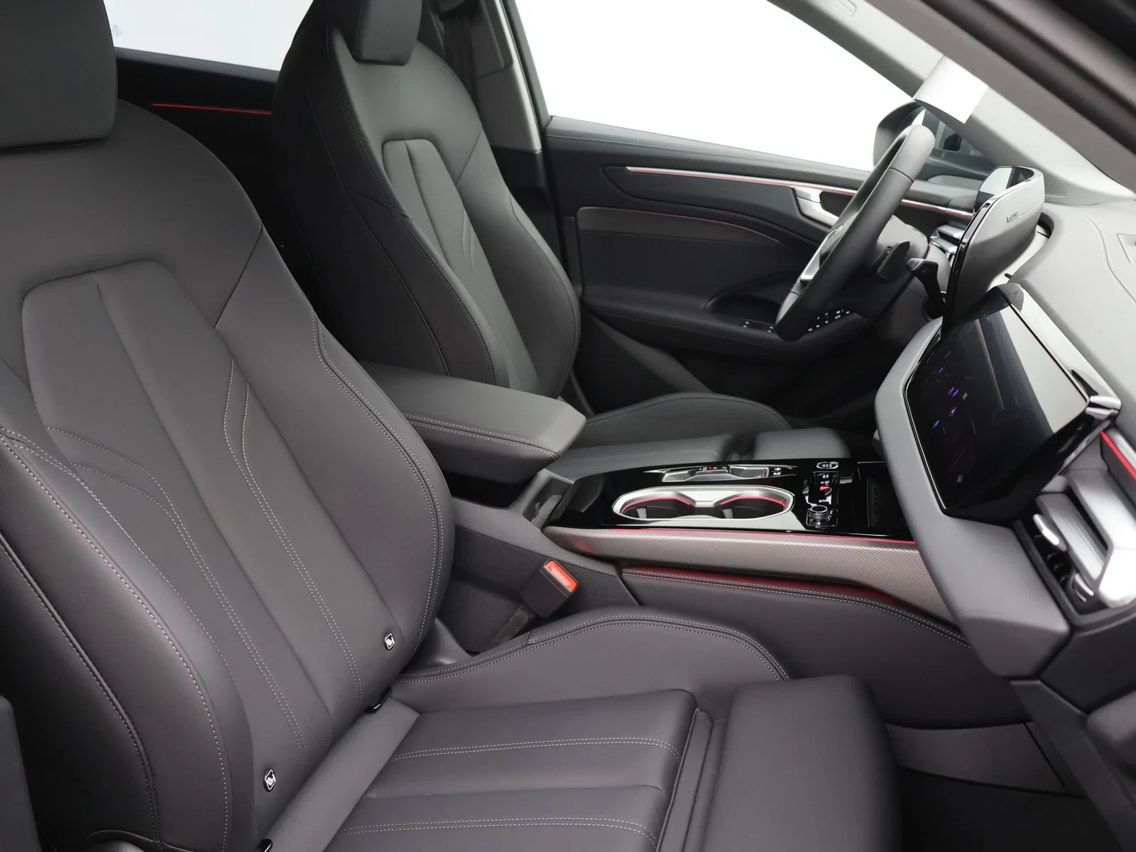 Audi-A6-image-7