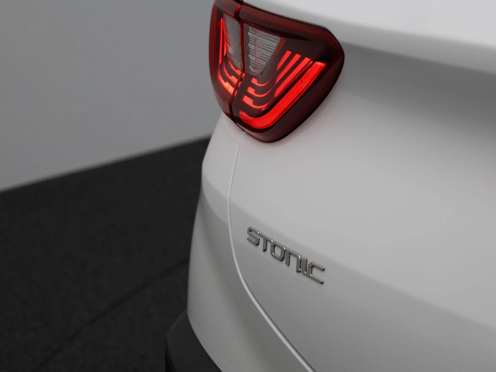 Kia Stonic 1.0 T-GDi MHEV DynamicLine