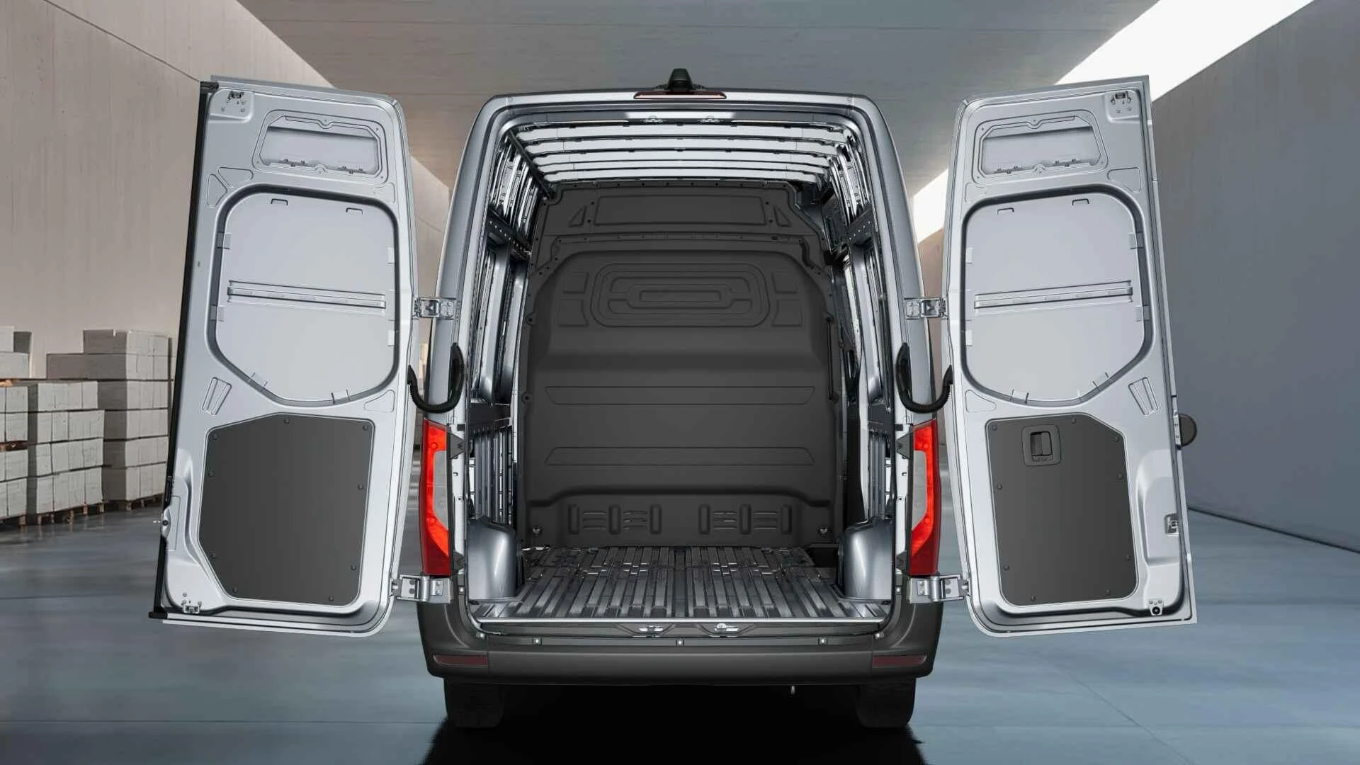 Mercedes-Benz-Sprinter-image-11