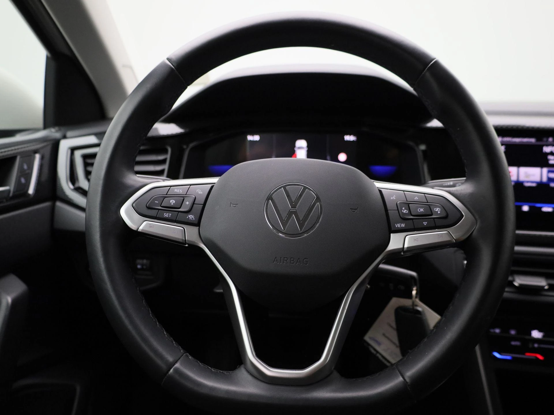 Volkswagen-Taigo-image-6