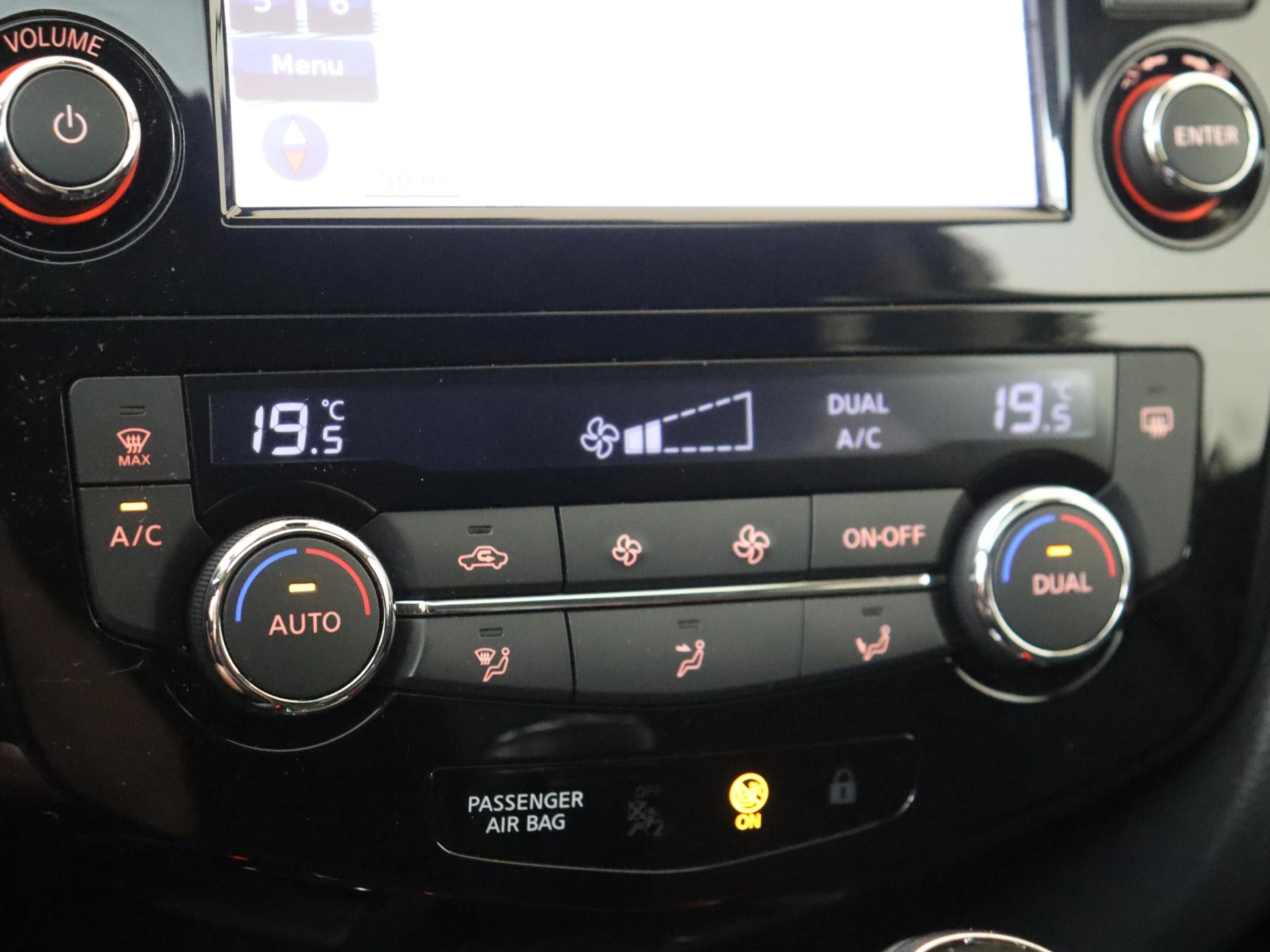 Nissan-QASHQAI-image-18