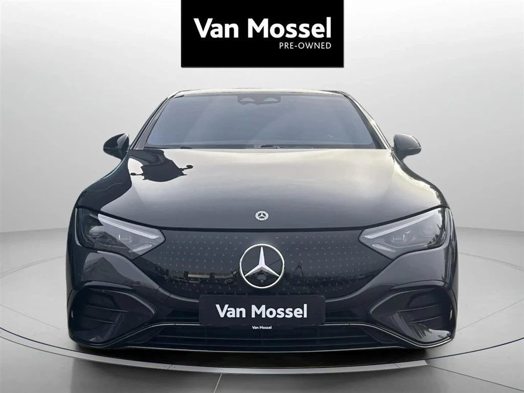 Mercedes-Benz-EQE-image-1