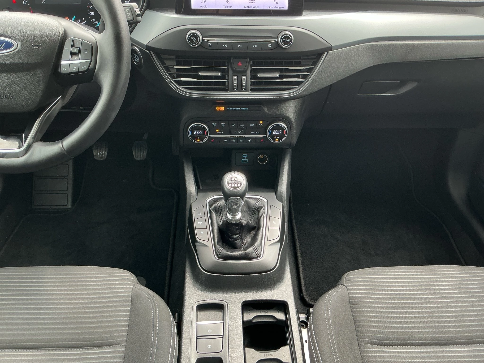 Ford Focus Titanium Limousine Mild-Hybrid