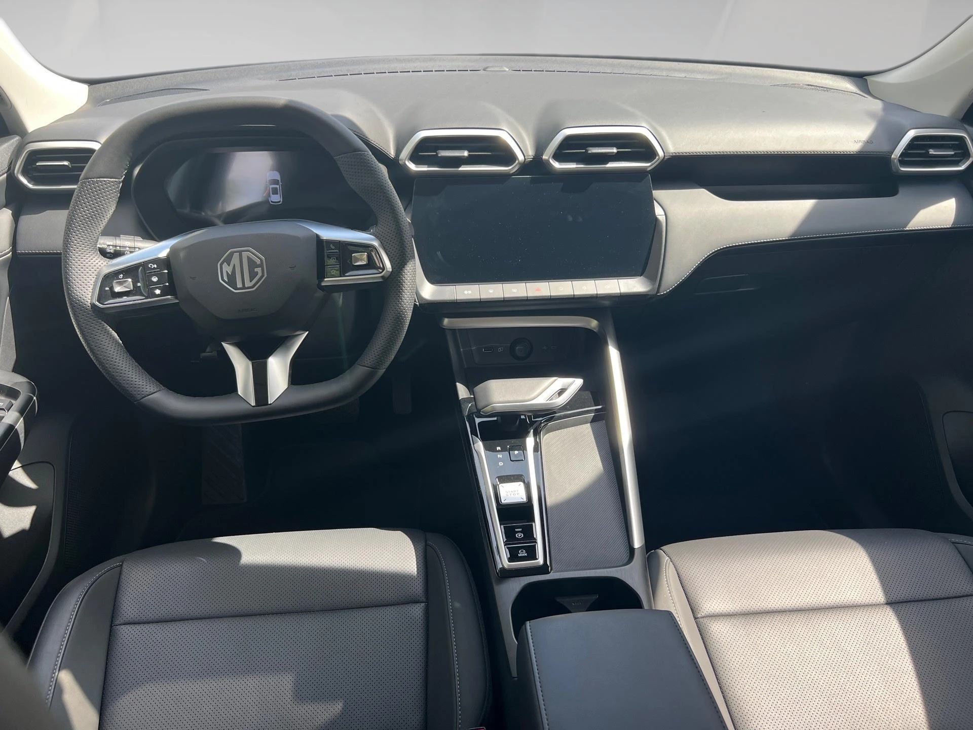 MG ZS Hybrid+ Luxury