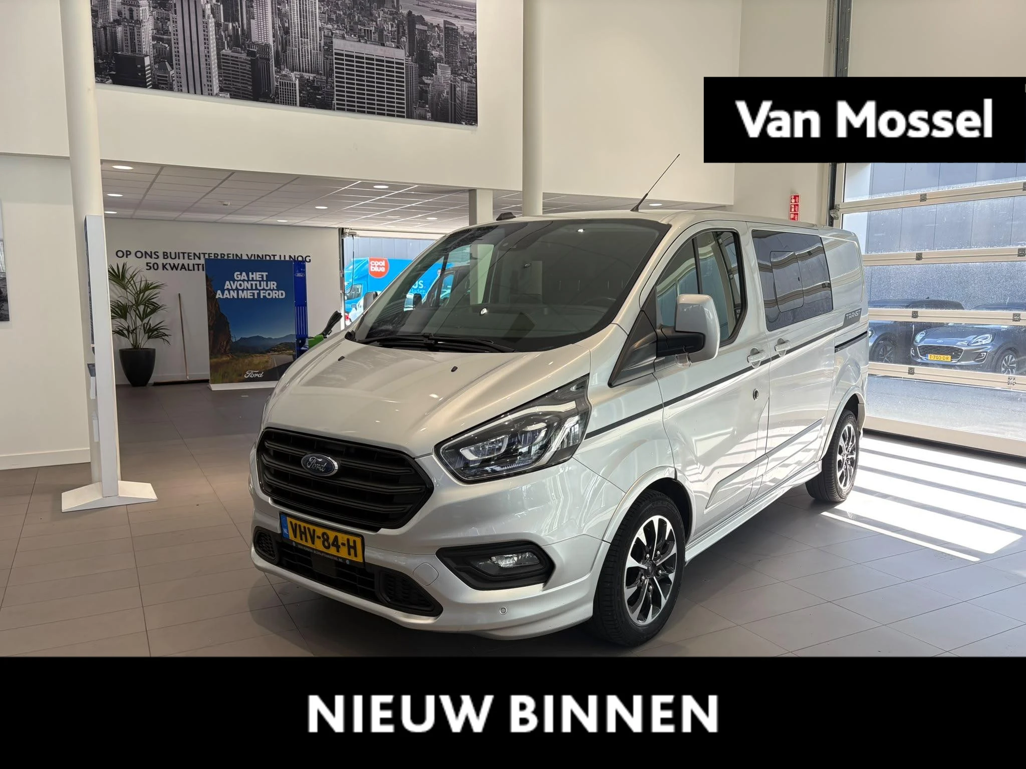 Ford-Transit Custom-image-0