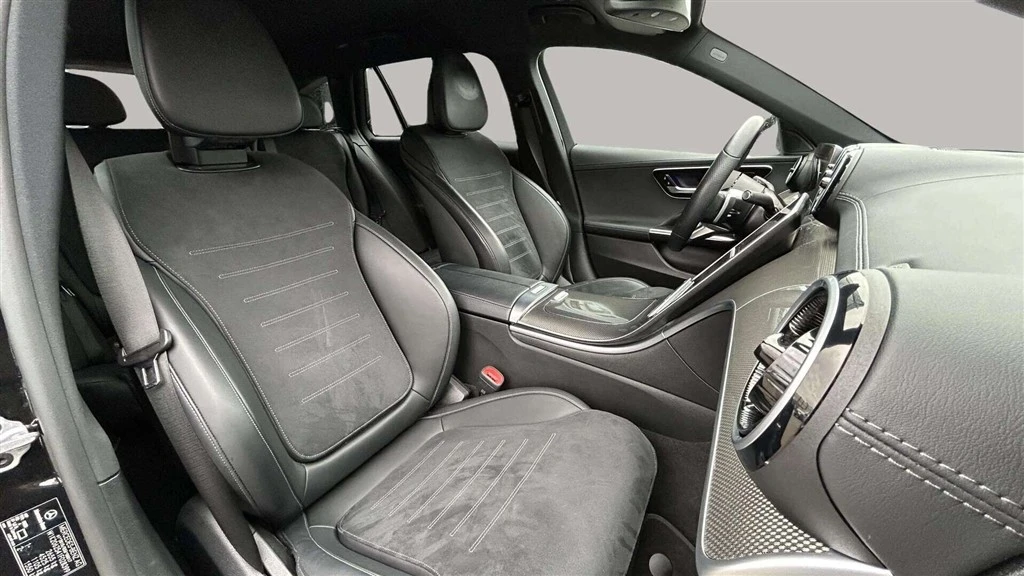 Mercedes-Benz-C-Klasse-image-21