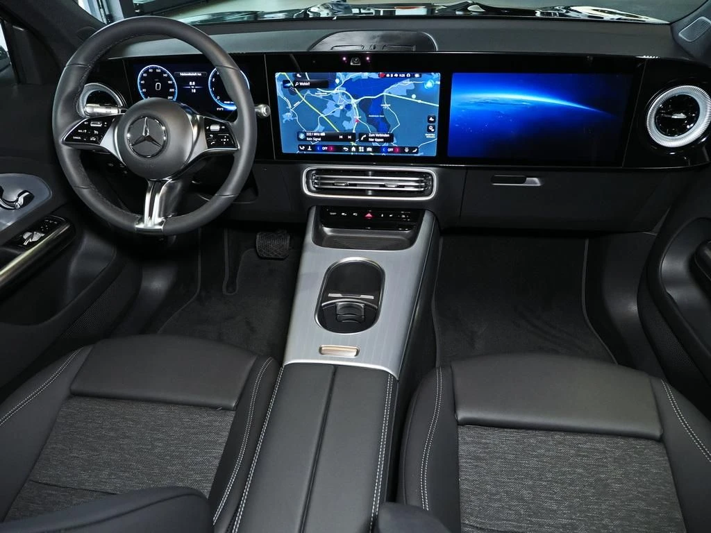 Mercedes-Benz-GLB 200-image-14