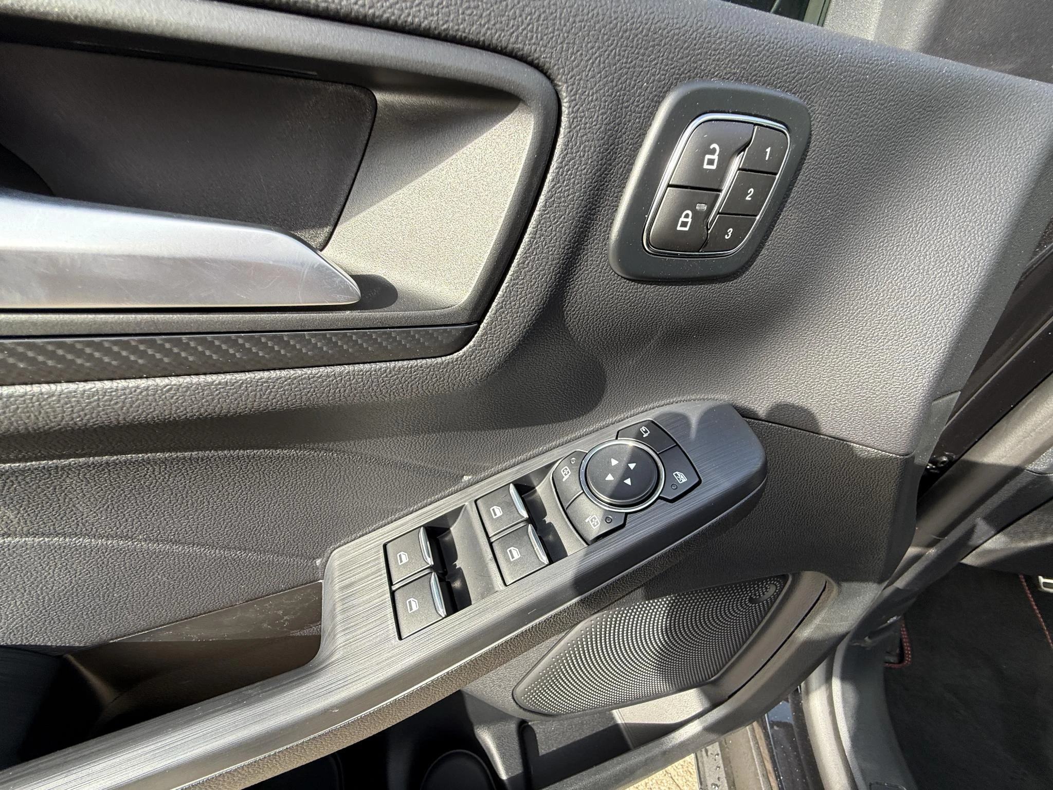 Ford-Kuga-image-16