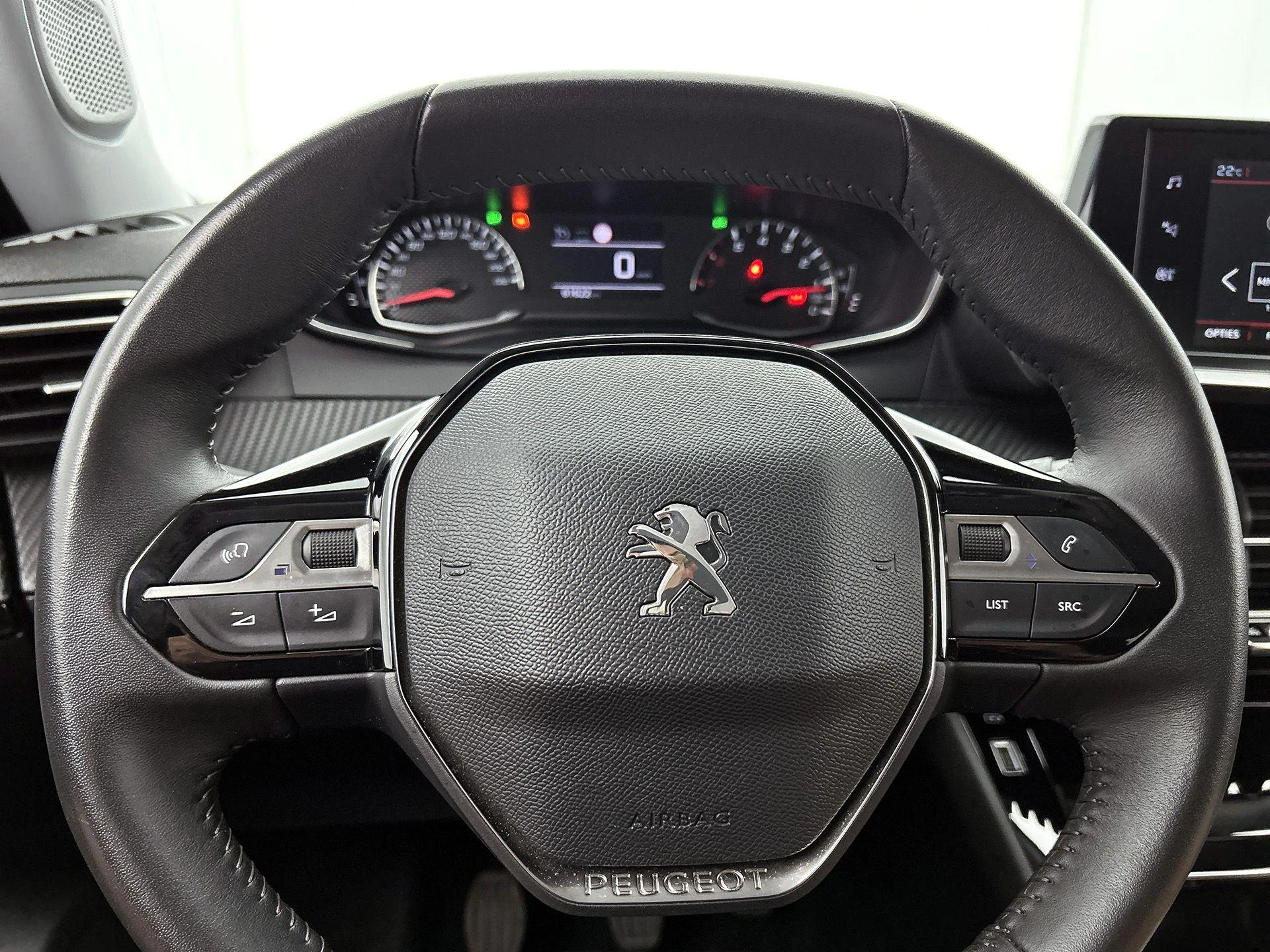 Peugeot-2008-image-34