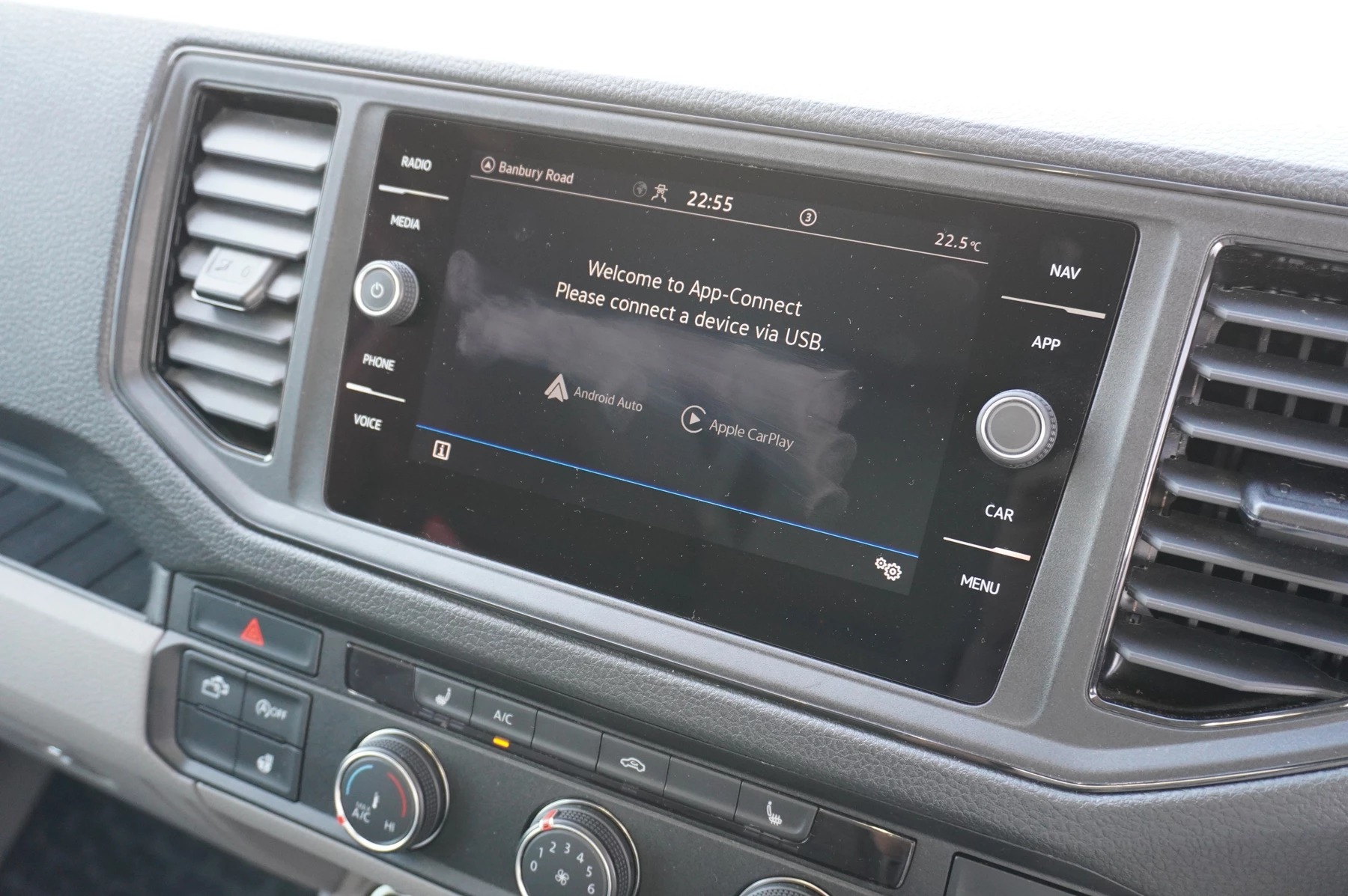 Volkswagen-California-image-61