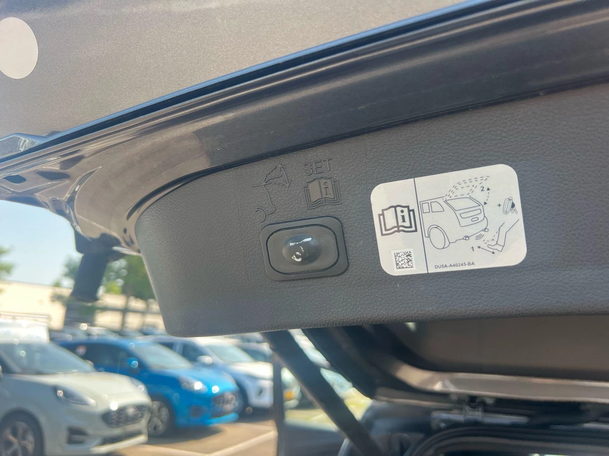 Ford-Kuga-image-14