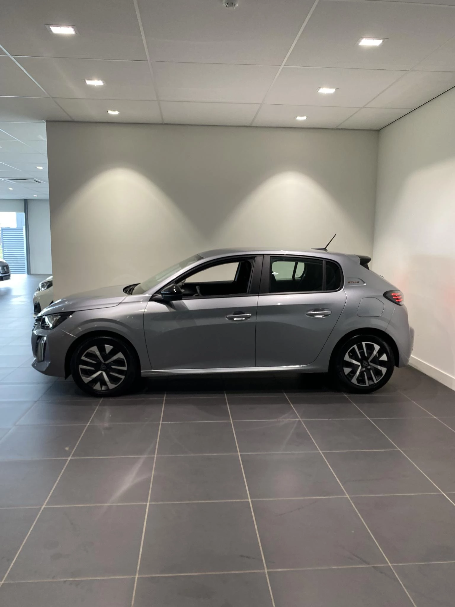 Peugeot 208 1.2 Style 100