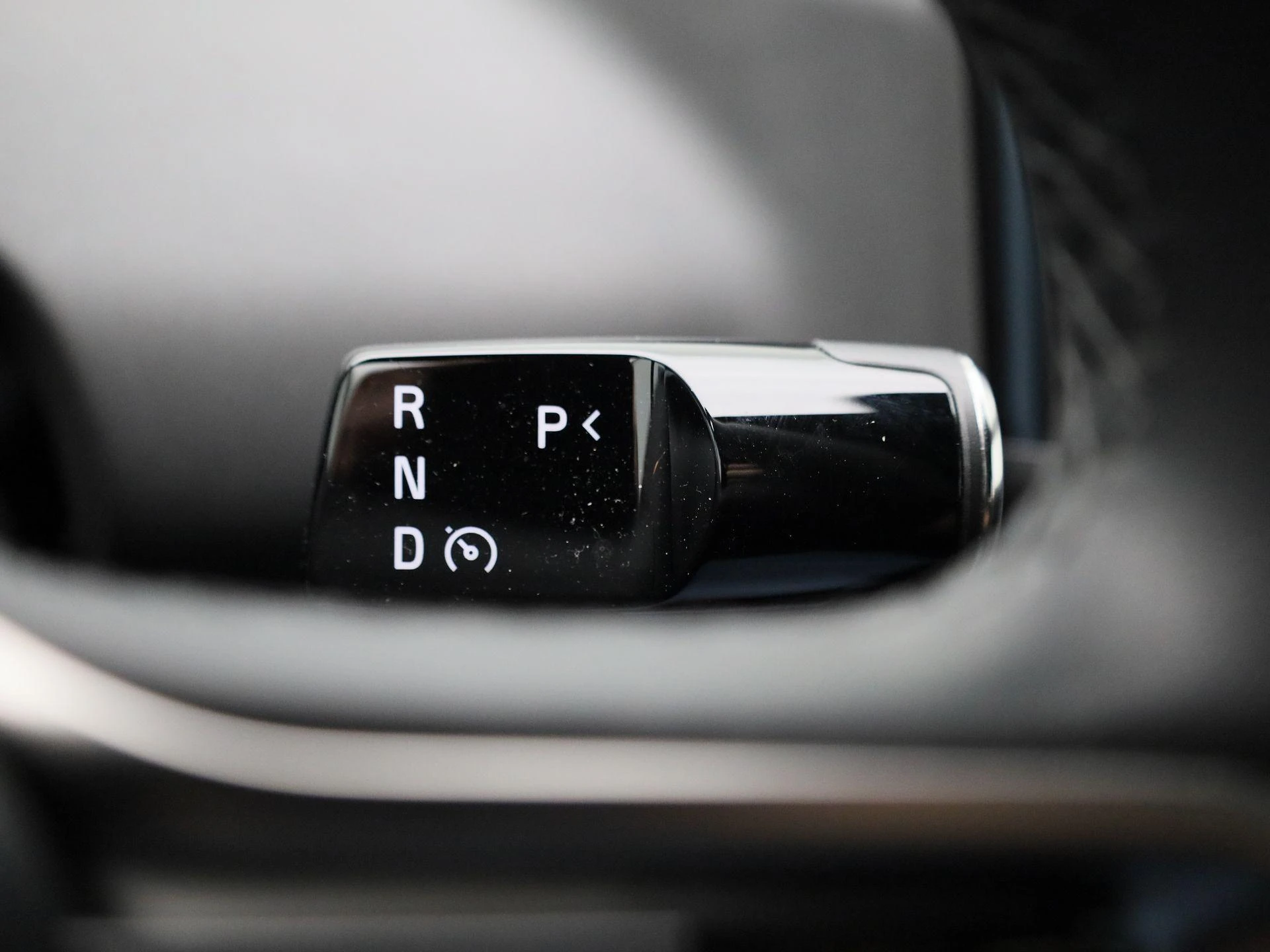 Volvo-EX30-image-28