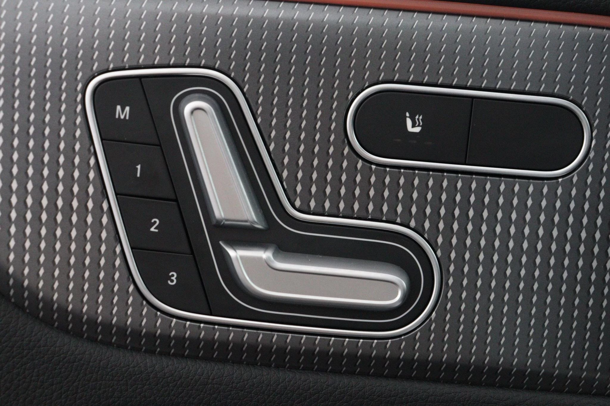 Mercedes-Benz-B-Klasse-image-37