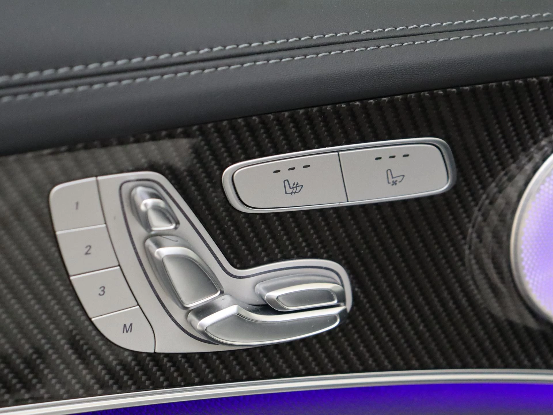 Mercedes-Benz-E-Klasse-image-34