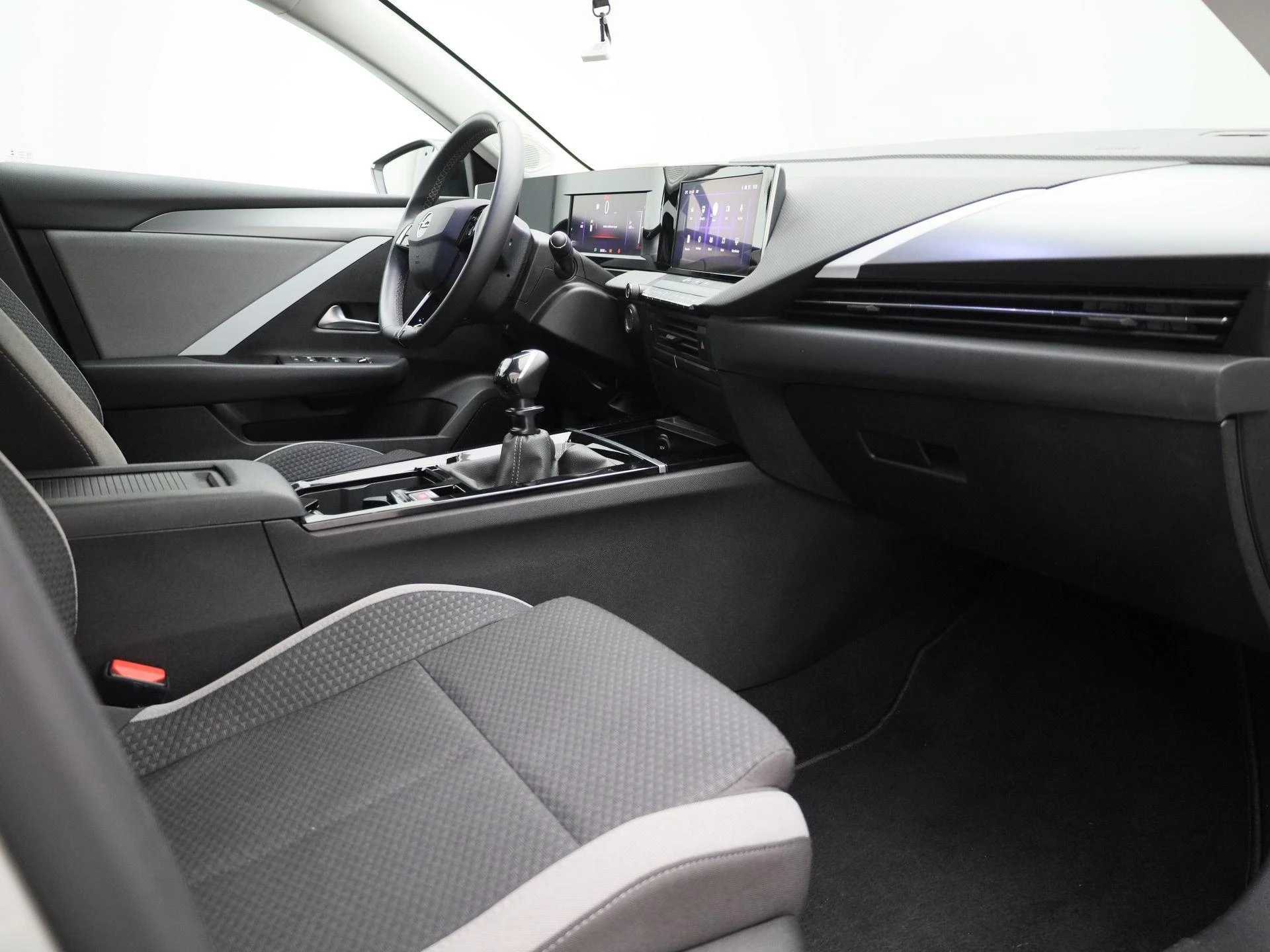 Opel-Astra-image-27